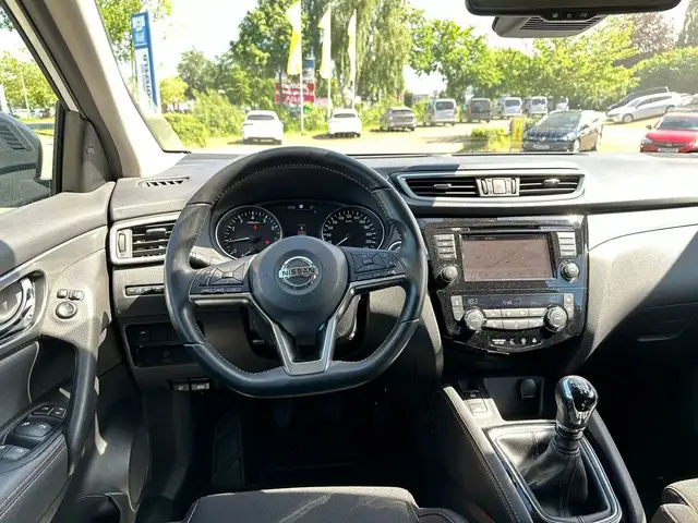 Nissan Qashqai view 9
