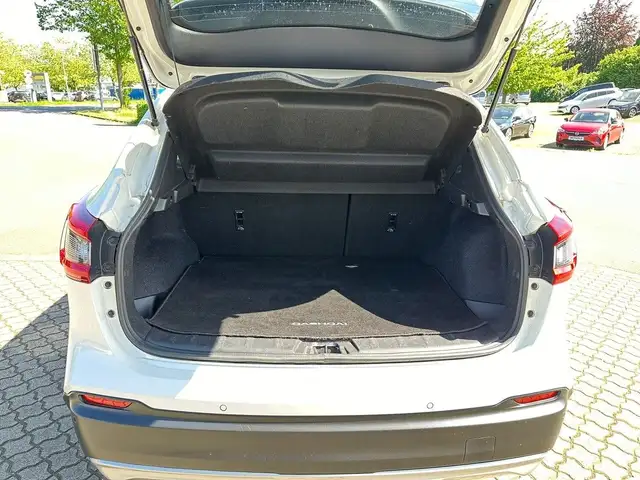 Nissan Qashqai view 6
