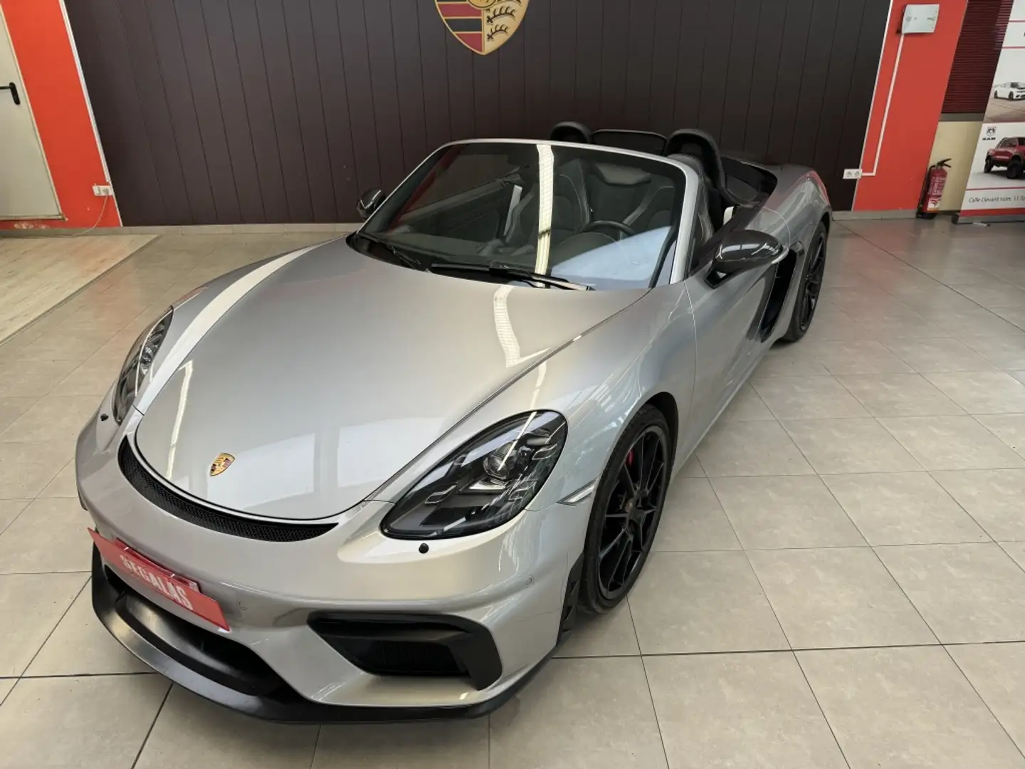 Porsche Boxster GTS 4.0 PDK Gris - 2