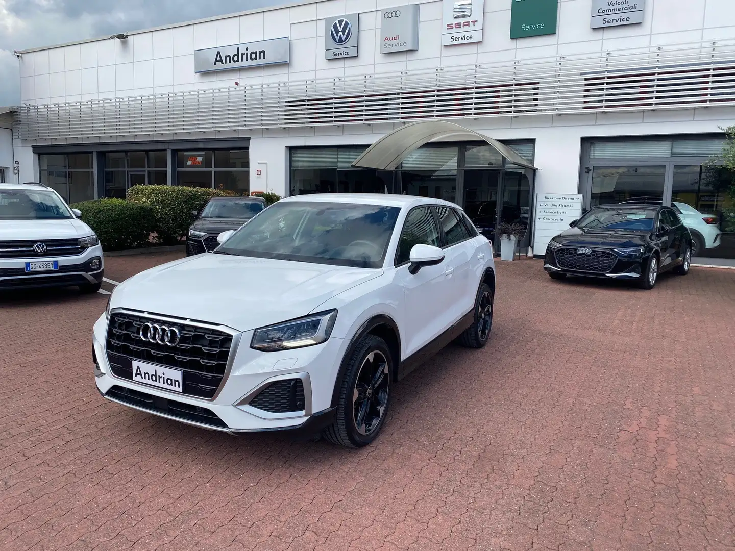 Audi Q2 35 TFSI S tronic Admired Advanced Bianco - 1