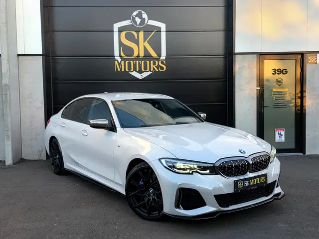 BMW 340 i X-Drive M B58 NIEUWSTAAT 20" Full Maxton Kit Live Cockpit Carplat Camera Zetelverw Lane Ass. BMW Onderhouden + Garantie