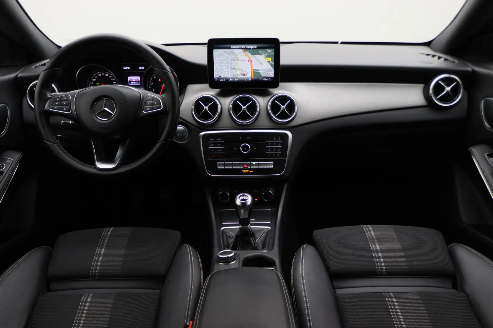 Mercedes-Benz CLA 180 Shooting Brake Business Solution LED, Camera, Appl Blauw - 2