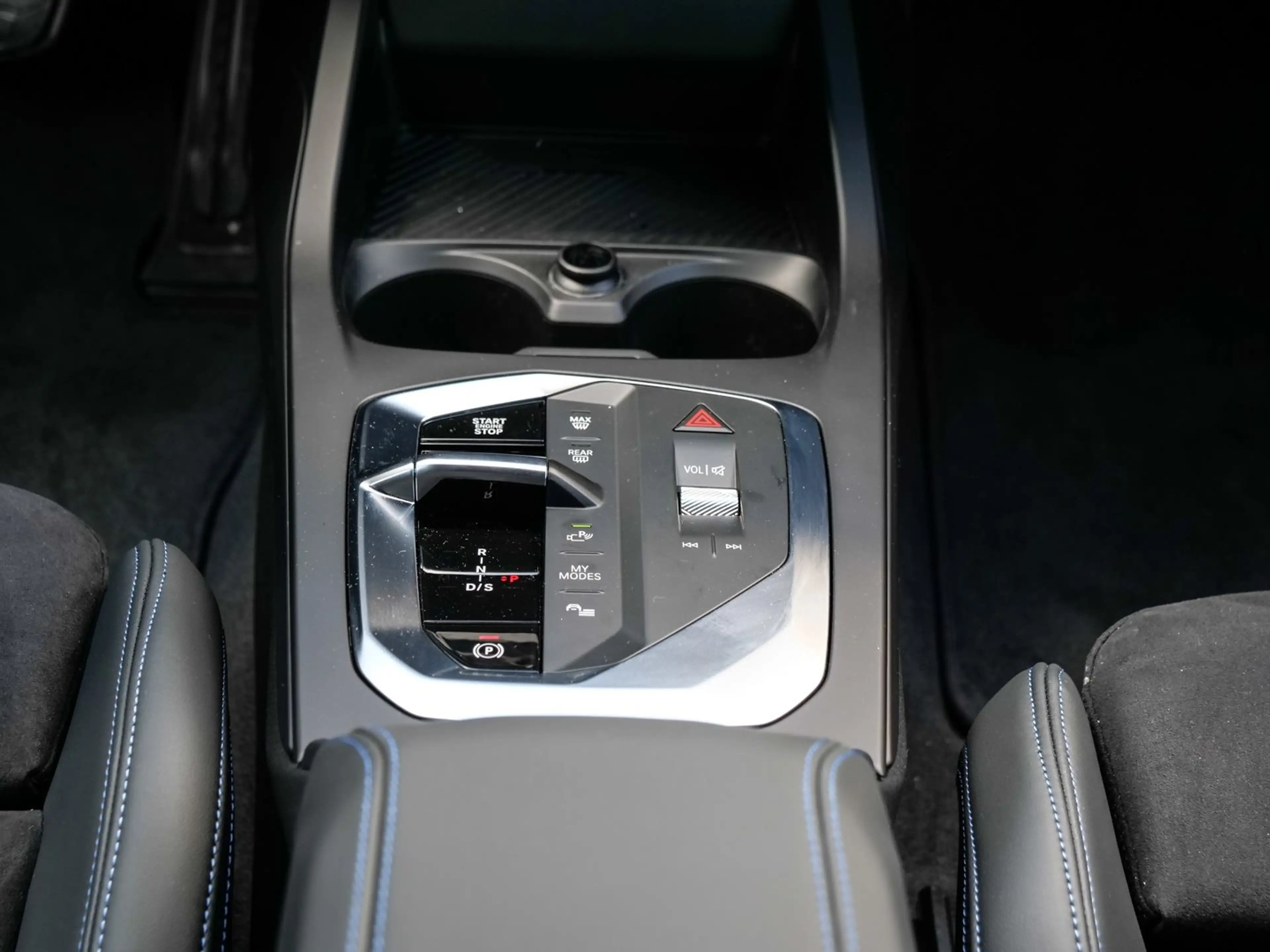 BMW 135 M135 xDrive - M Sport HUD 360°KAM RFK NAVI LED LM — photo 14