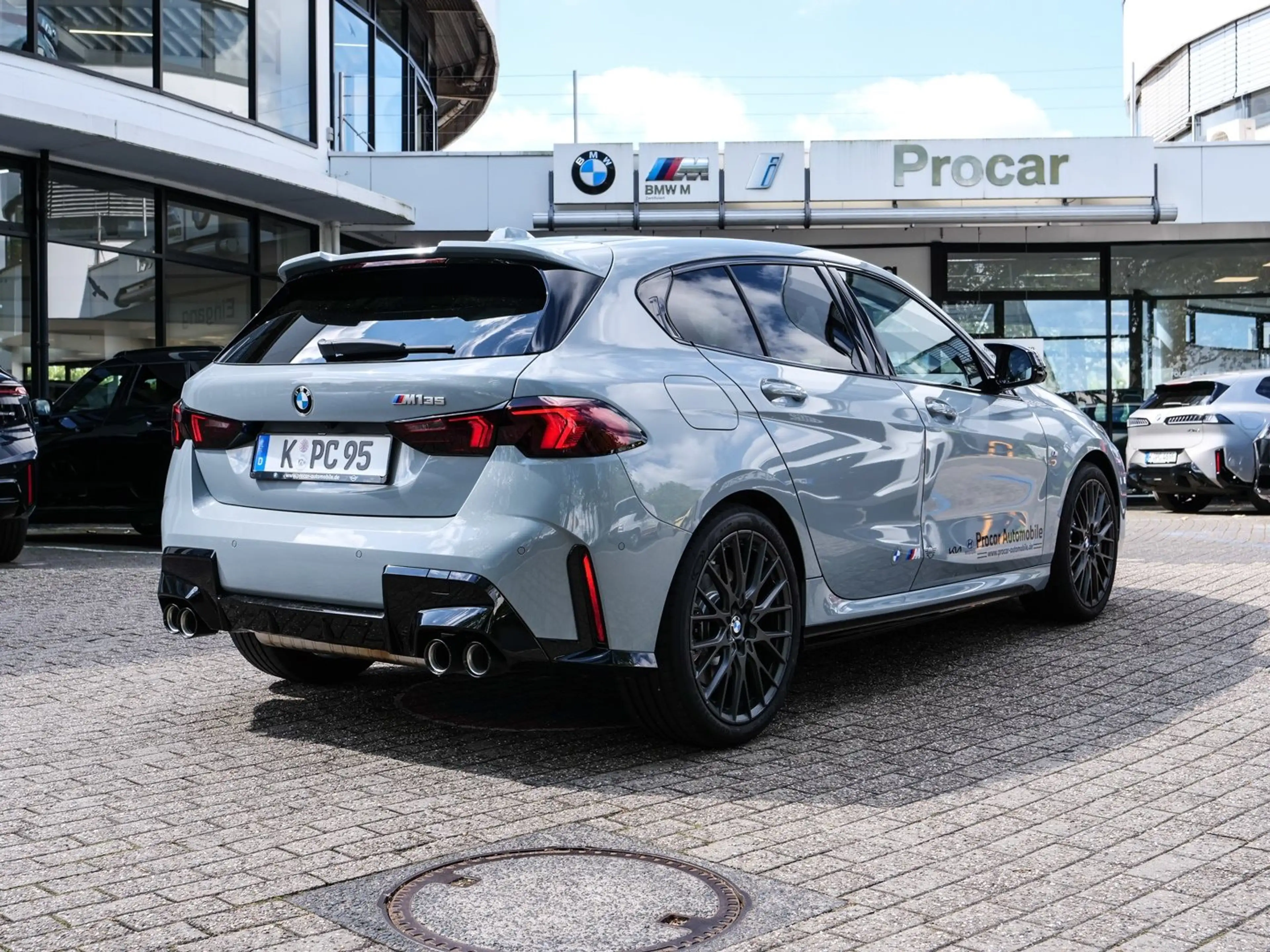 BMW 135 M135 xDrive - M Sport HUD 360°KAM RFK NAVI LED LM — photo 2