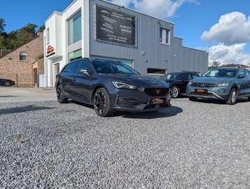 ST e-Hybrid 1.4 DSG (150 kW) | NAVI/CARPLAY | CAMERA | E-KOFFER/ZETELS | AMBIENT | TREKHAAK | FRONT+LANE+SIDE ASSIST