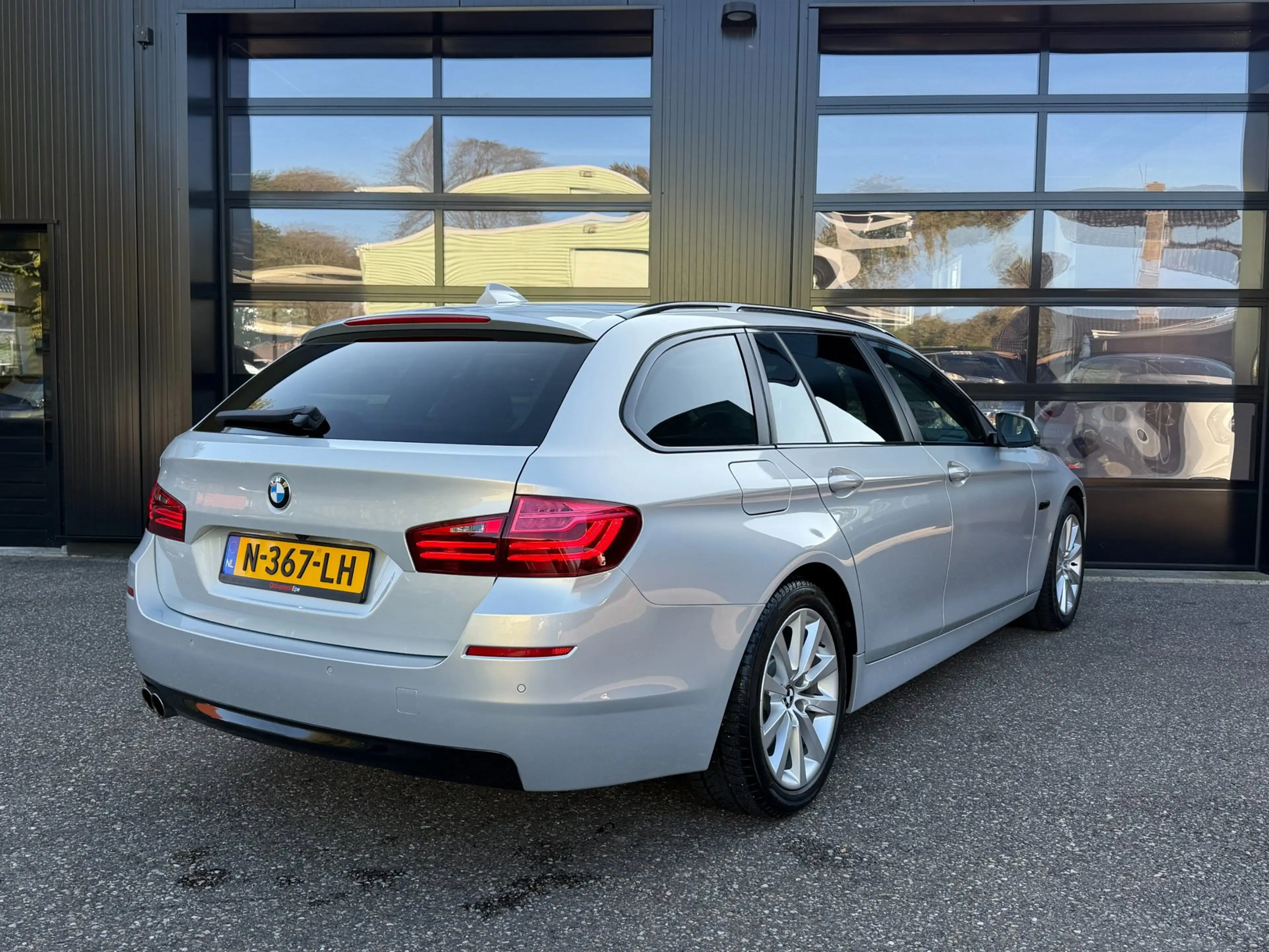 BMW 520 5-Serie Touring 520D Xdrive M-Sport Mondstein Meta — photo 3