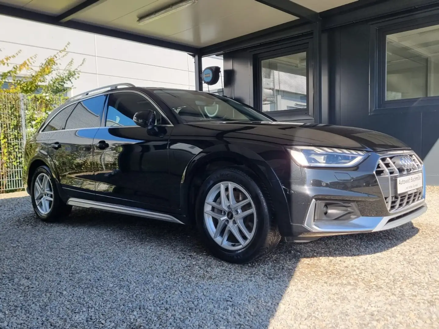 Audi A4 allroad 40 TDI,VIRTUAL,MMI PLUS,AHK,360.LED Klima Navi Schwarz - 2