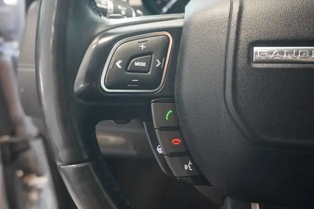 Land Rover Range Rover Evoque view 12
