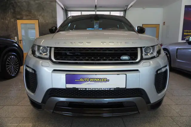 Land Rover Range Rover Evoque view 2