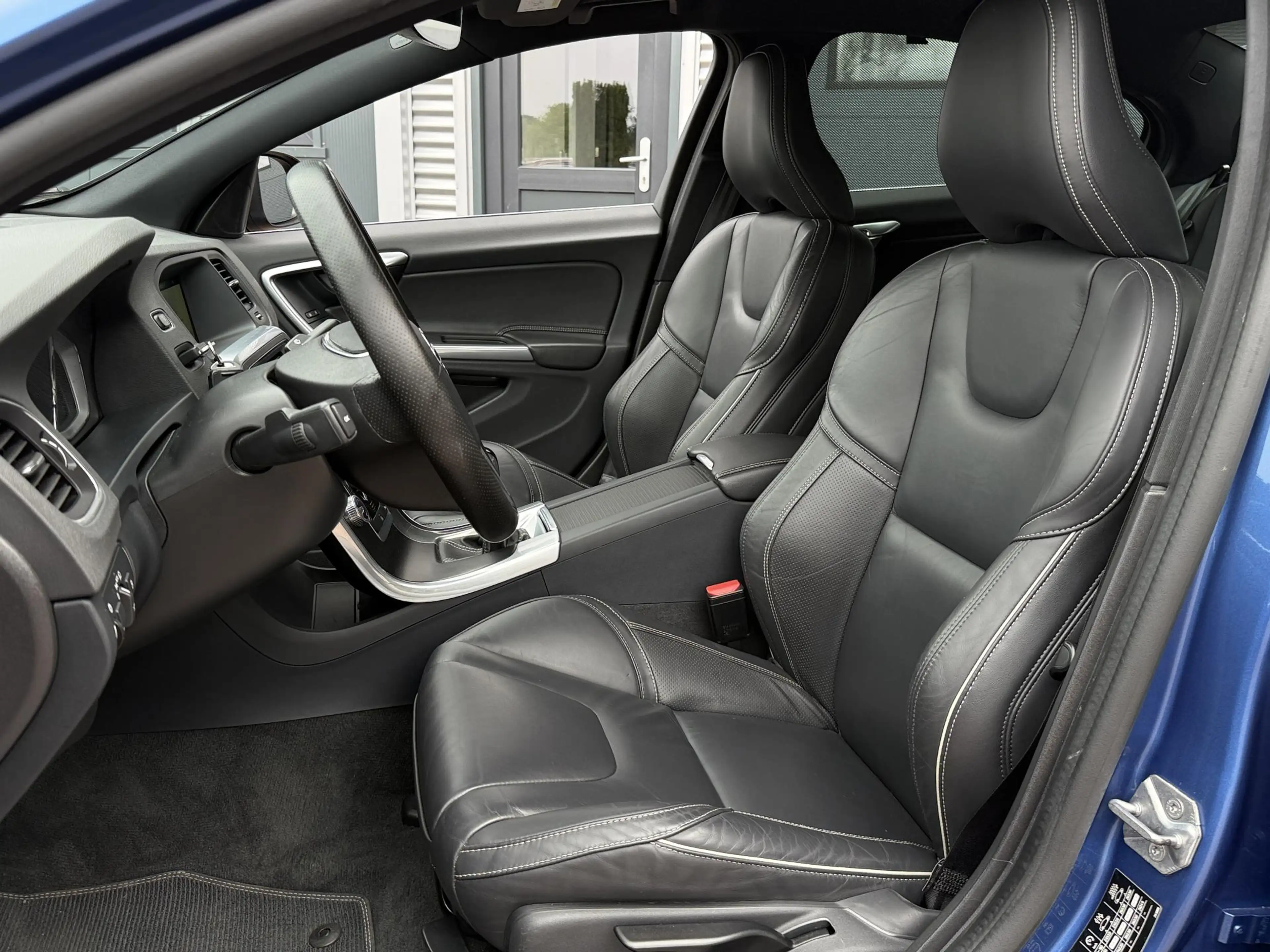 Volvo S60 2.0 T3 R-Design / Bursting Blue / 2de Eigenaar — photo 5