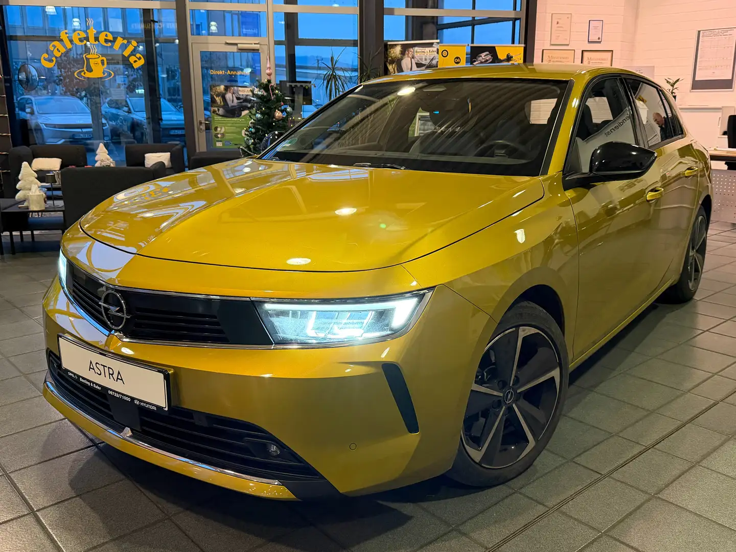 Opel Astra Astra Plug-In-Hybrid Edition Jaune - 1