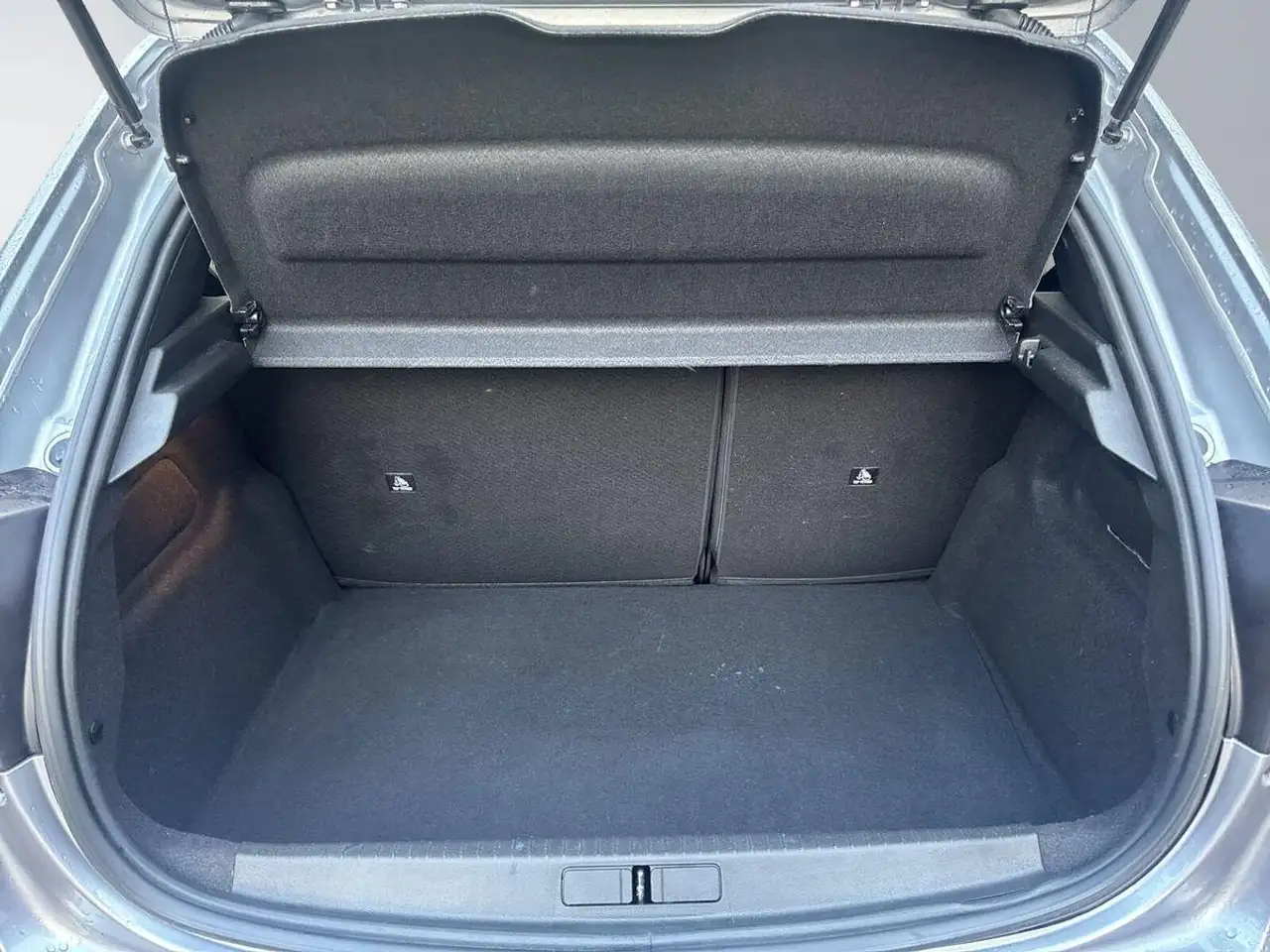 Peugeot 208 1.2 PureTech 100 Allure Navi+360° Kam+ACC+DA 5