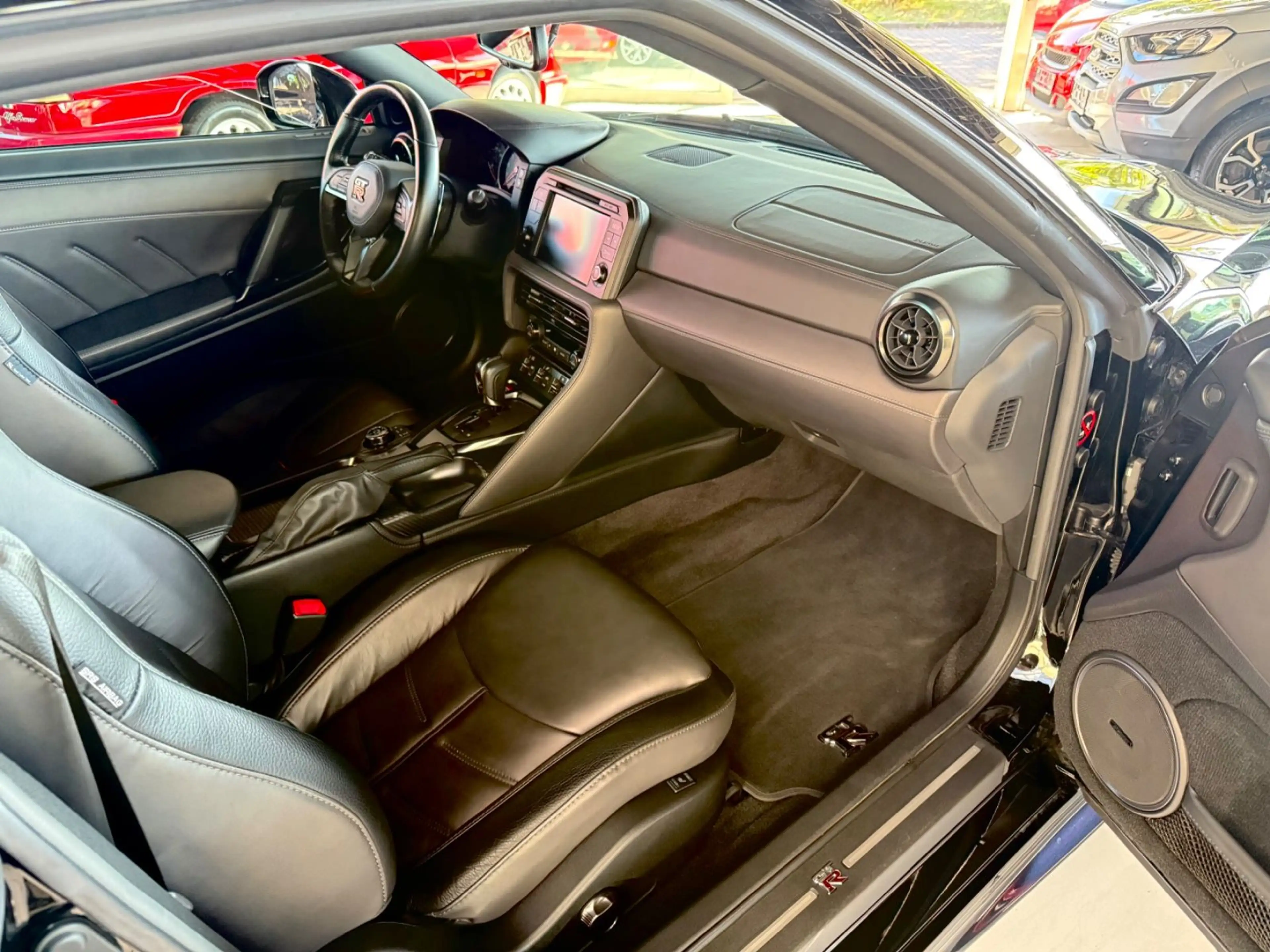 Nissan GT-R Prestige Edition Neuwertig,Original Zustand — photo 12
