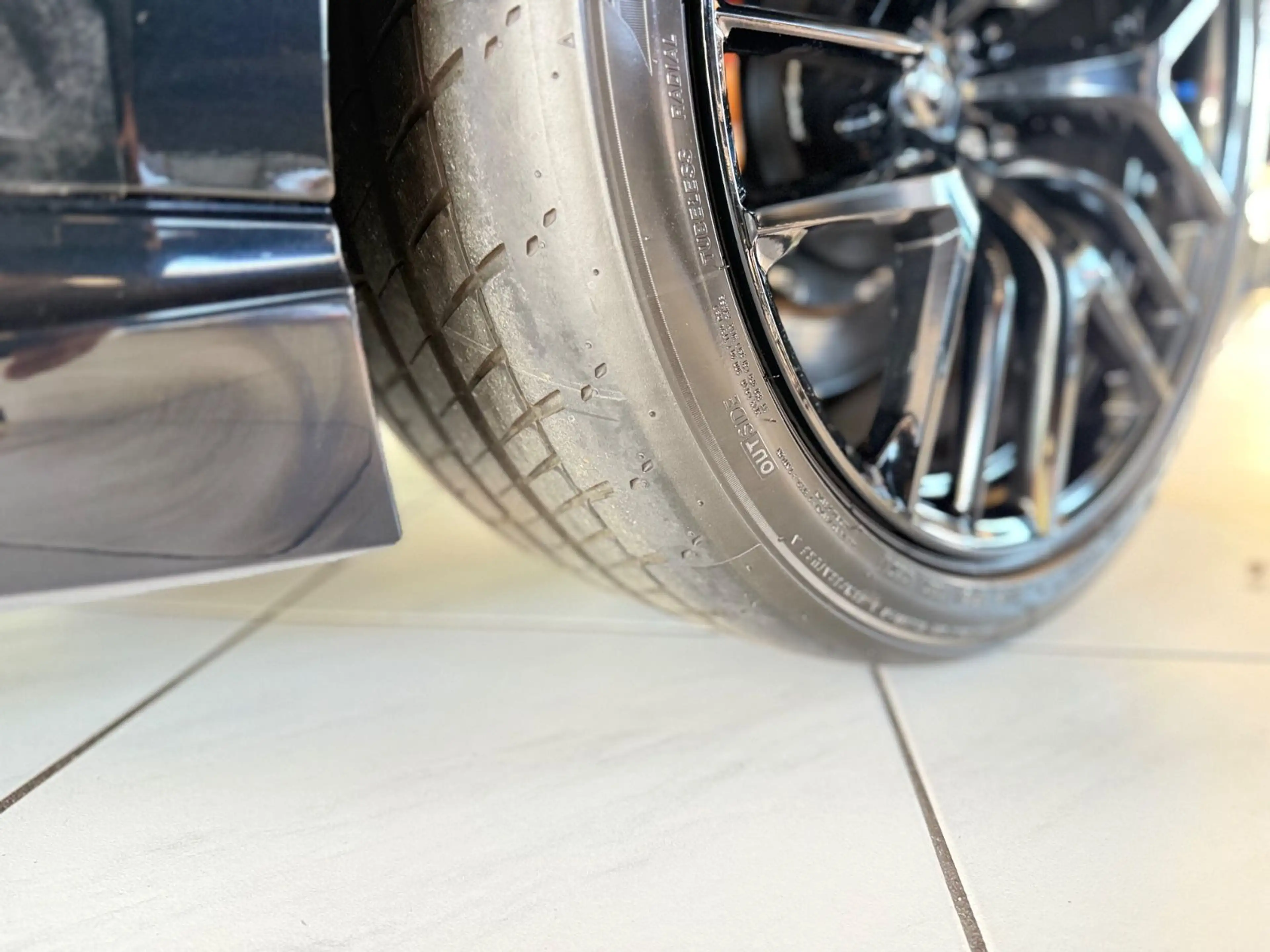 Nissan GT-R Prestige Edition Neuwertig,Original Zustand — photo 13