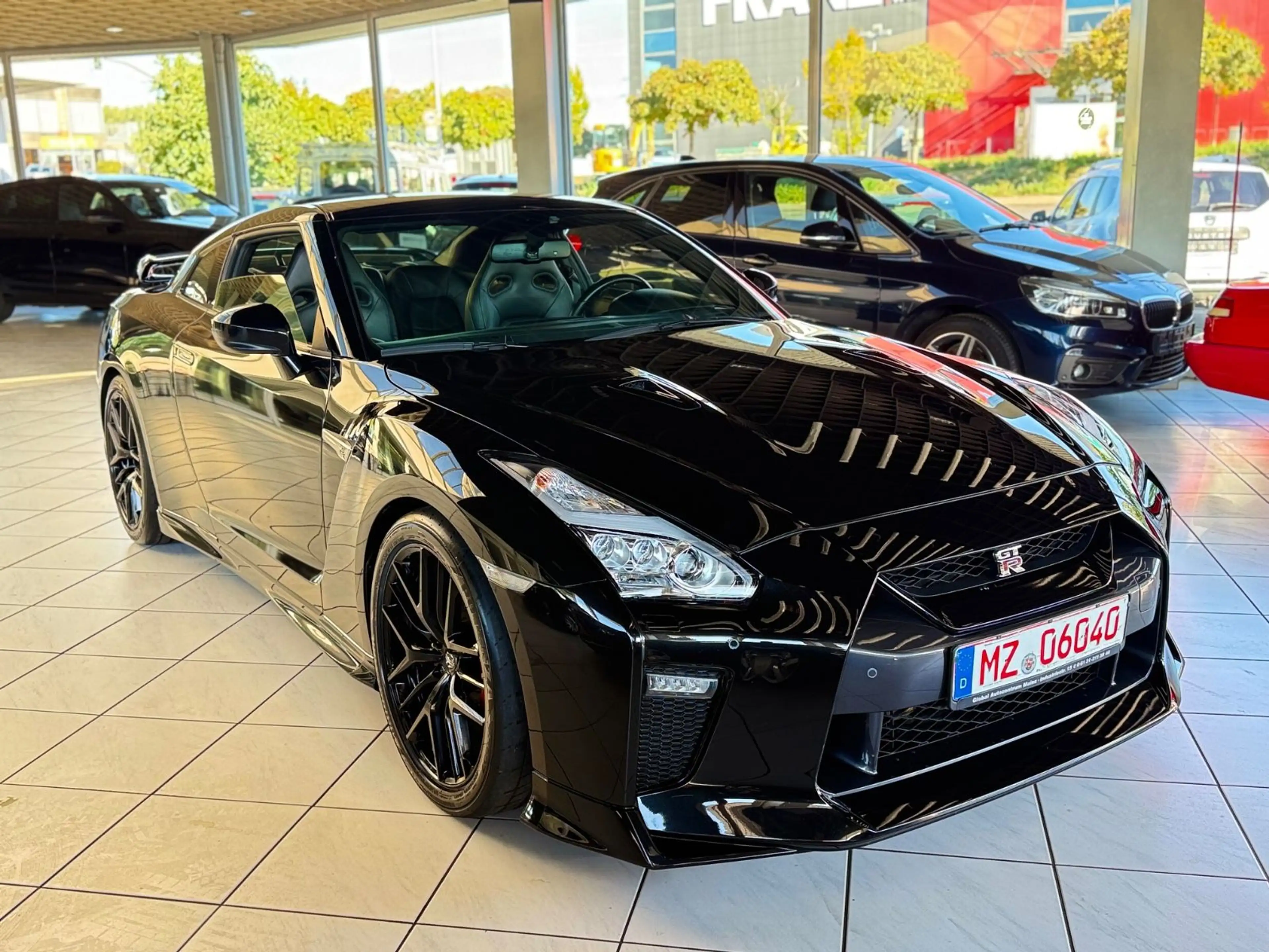 Nissan GT-R Prestige Edition Neuwertig,Original Zustand — photo 3