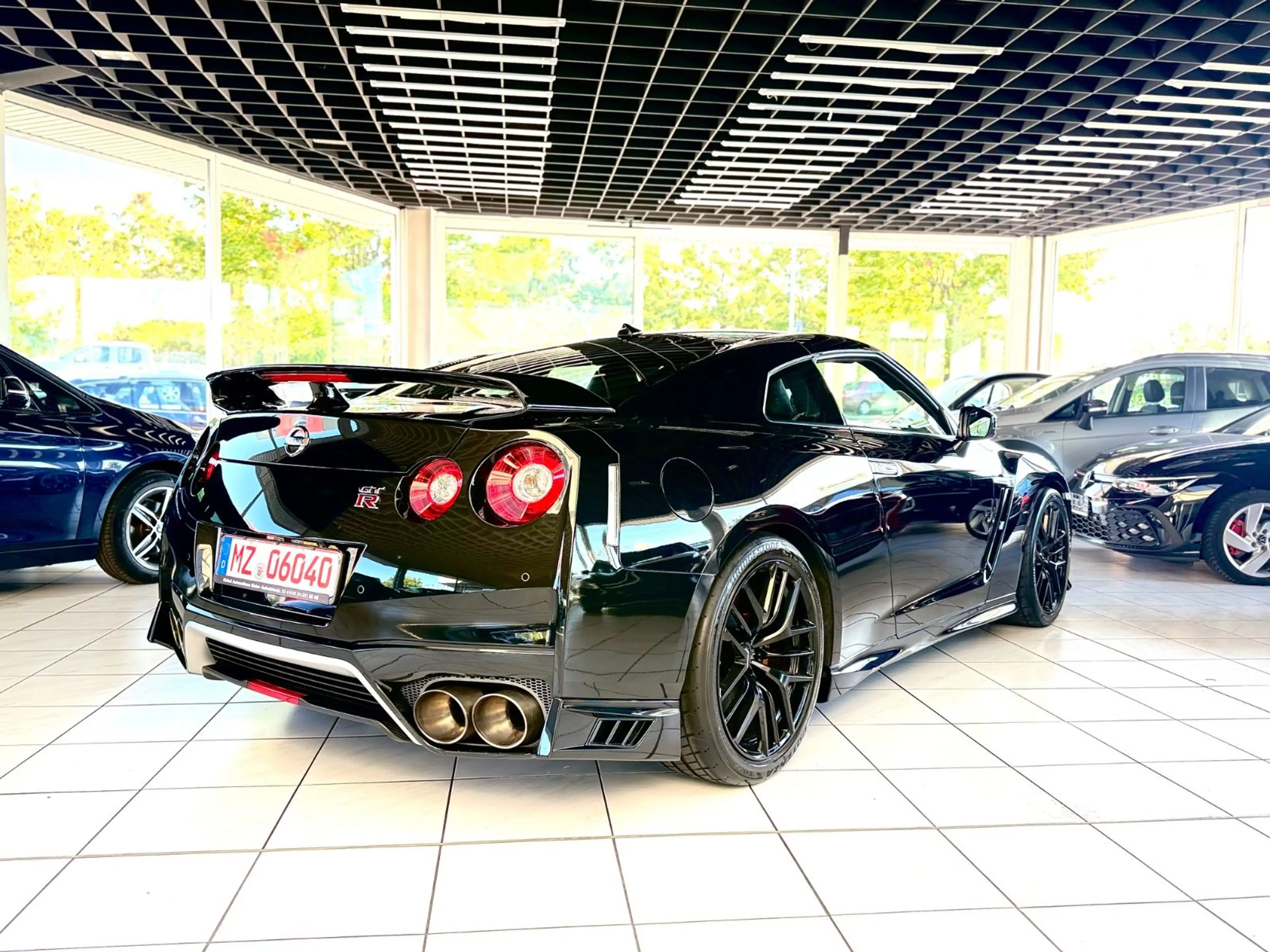 Nissan GT-R Prestige Edition Neuwertig,Original Zustand — photo 5