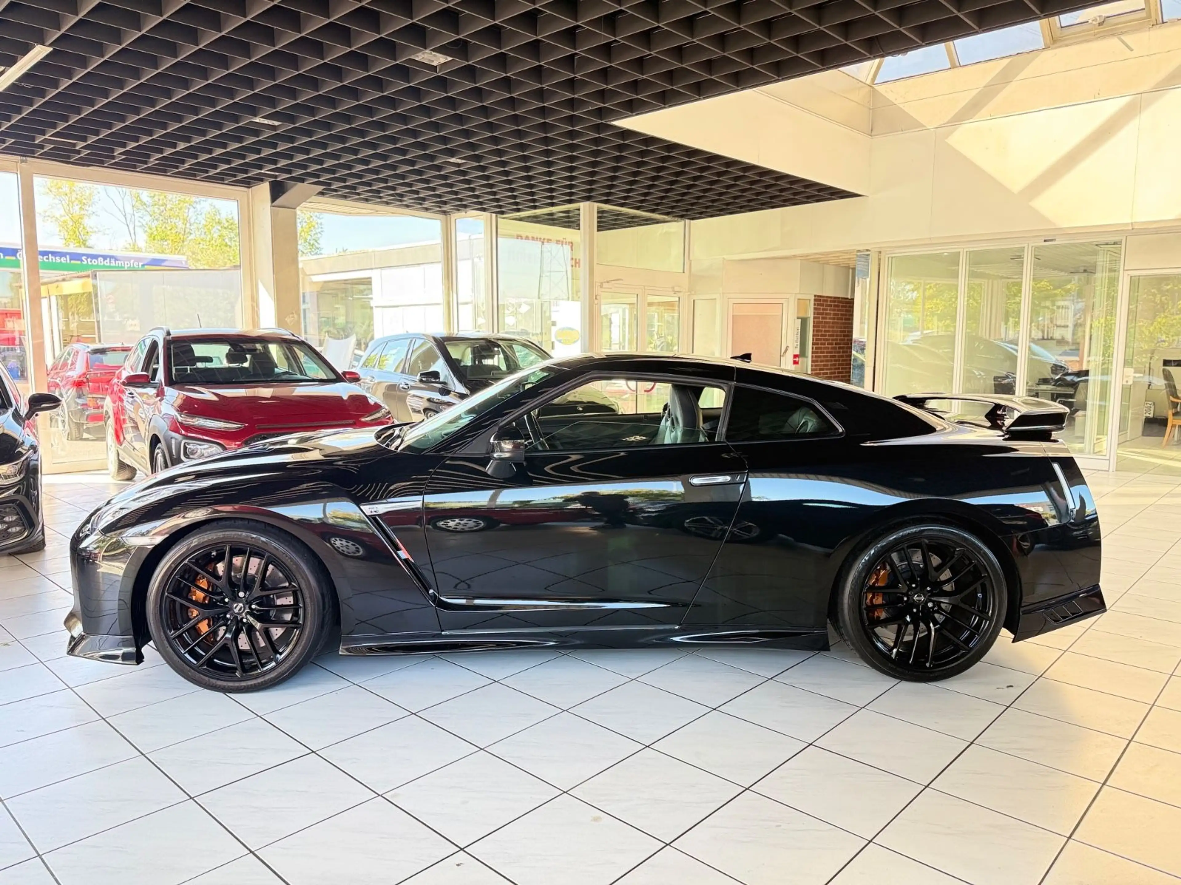 Nissan GT-R Prestige Edition Neuwertig,Original Zustand — photo 8