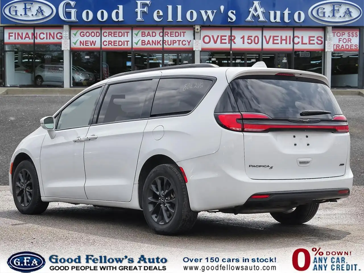 Chrysler Pacifica снимка Chrysler Pacifica