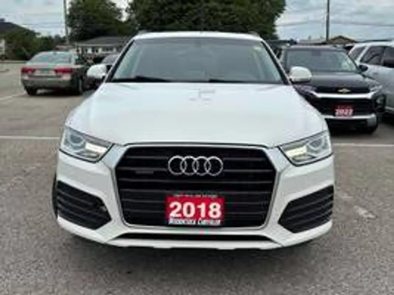 Audi Q3 снимка Audi Q3