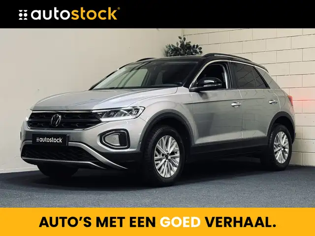 Volkswagen T-Roc 1.0 TSI Life | Camera | CarPlay | Stoelverw.