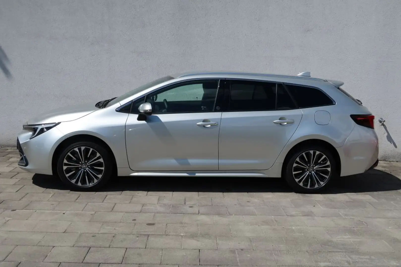 Toyota Corolla Corolla 2.0 Hybrid Touring Sports Team Deutschland Argent - 2