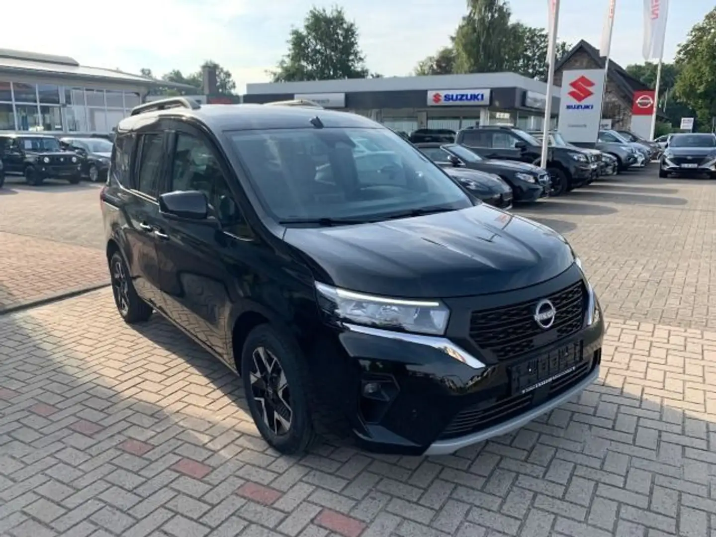 Nissan Townstar Kombi L1 N-Connecta Navi Design Paket Zwart - 2