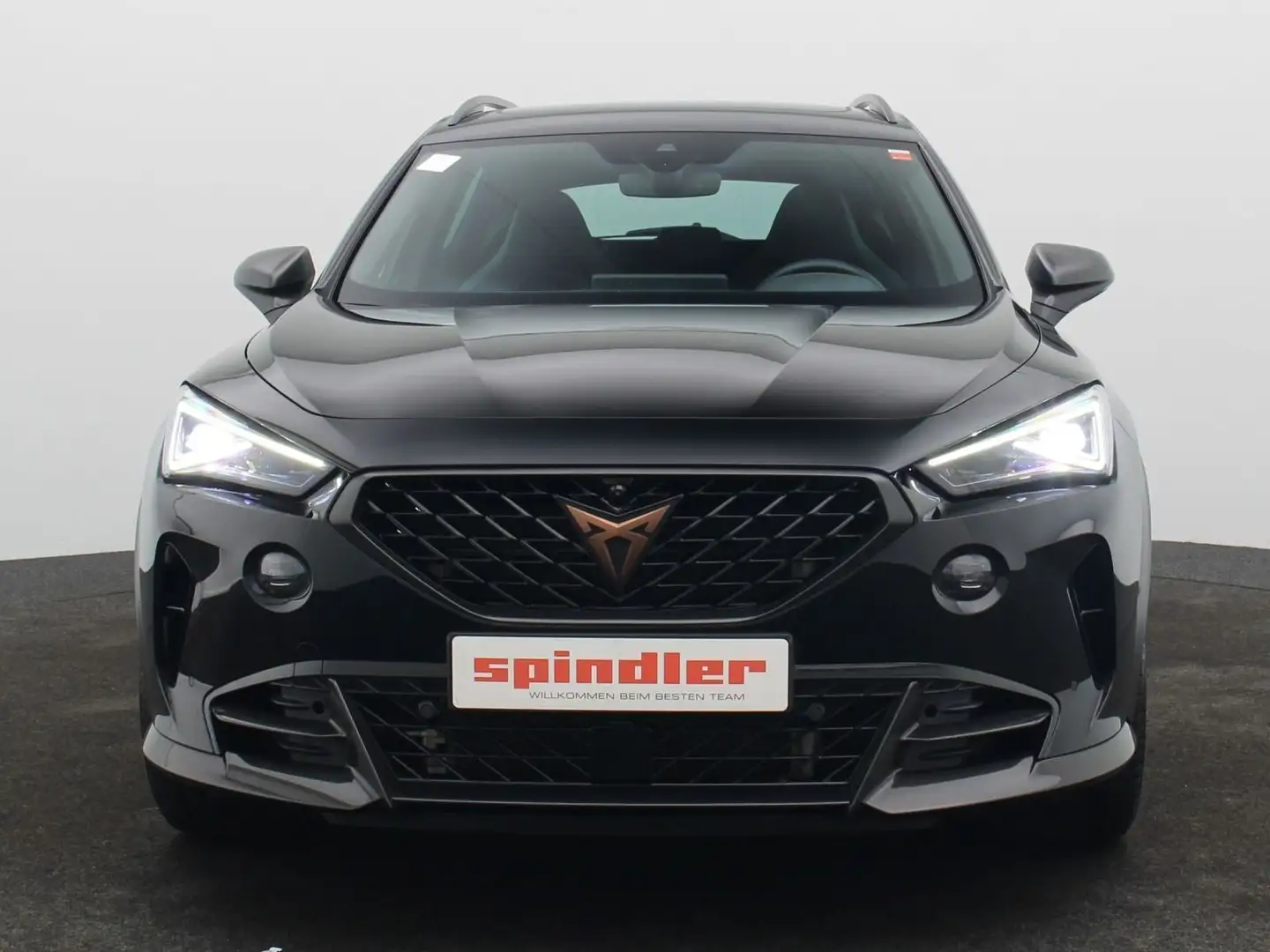 CUPRA Formentor VZ5 2.5 TSI 4Drive DSG / Pano, Matrix Schwarz - 2