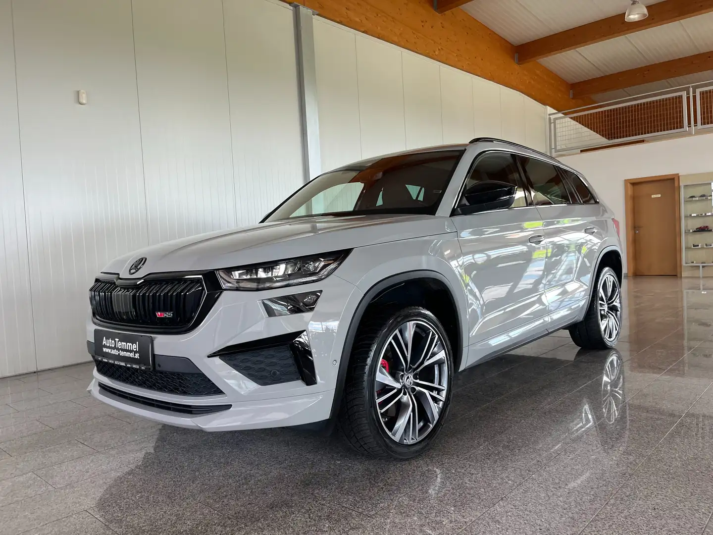 Skoda Kodiaq RS 4x4 Grau - 2