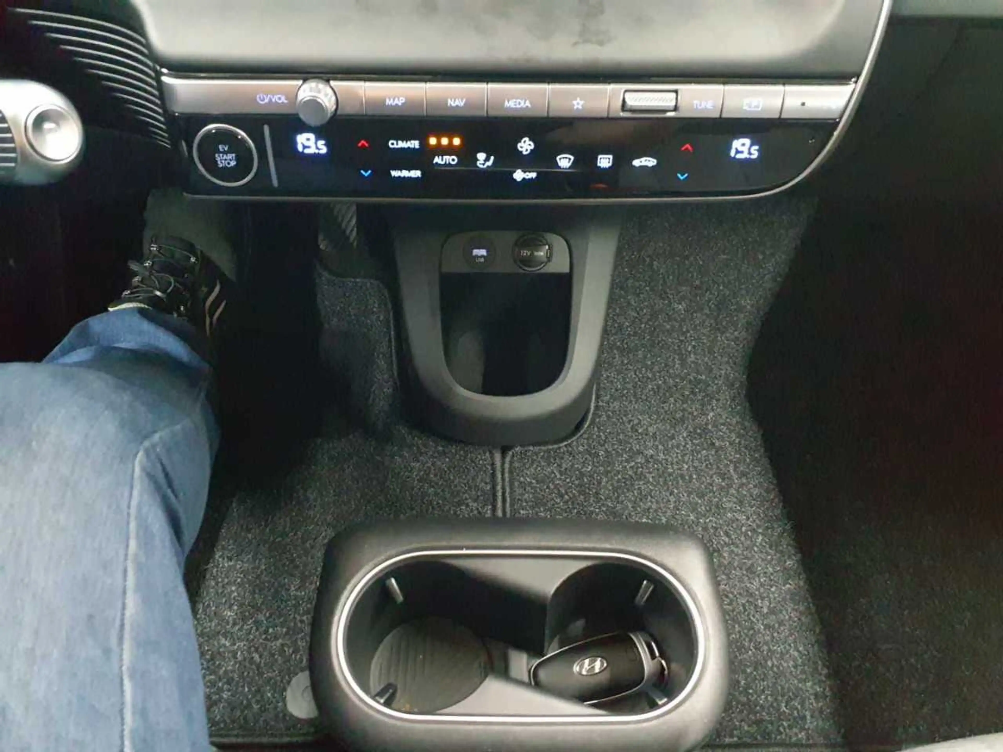 Hyundai IONIQ IONIQ 5 77,4 kWh Dynamiq Navi SHZ LED — photo 10