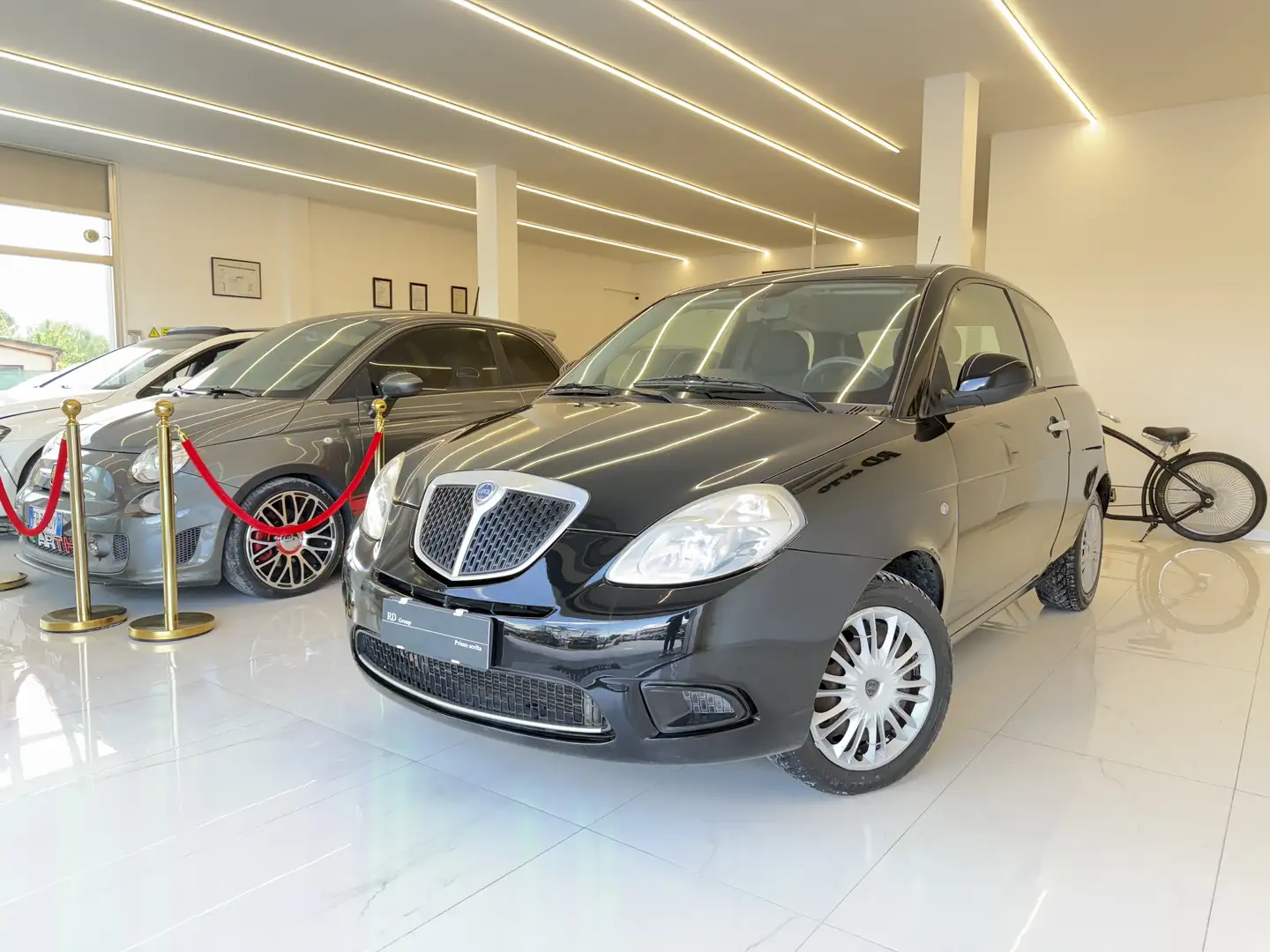Lancia Ypsilon 1.4 8v Platinum Gpl okneopatentati unico propri Nero - 1