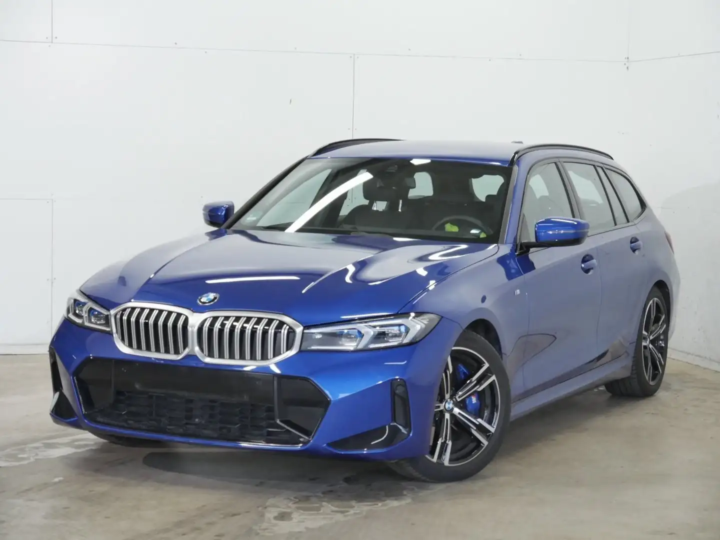 BMW 318 i M Sport M Sportpaket Head-Up HiFi DAB LED Bleu - 1