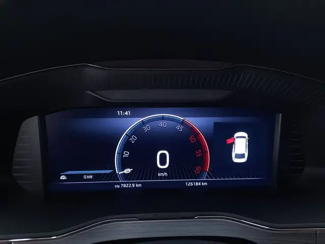 Skoda Superb view 12