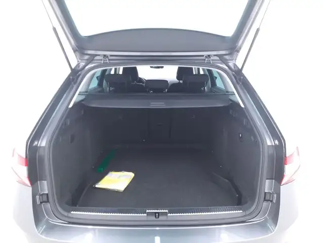 Skoda Superb view 14