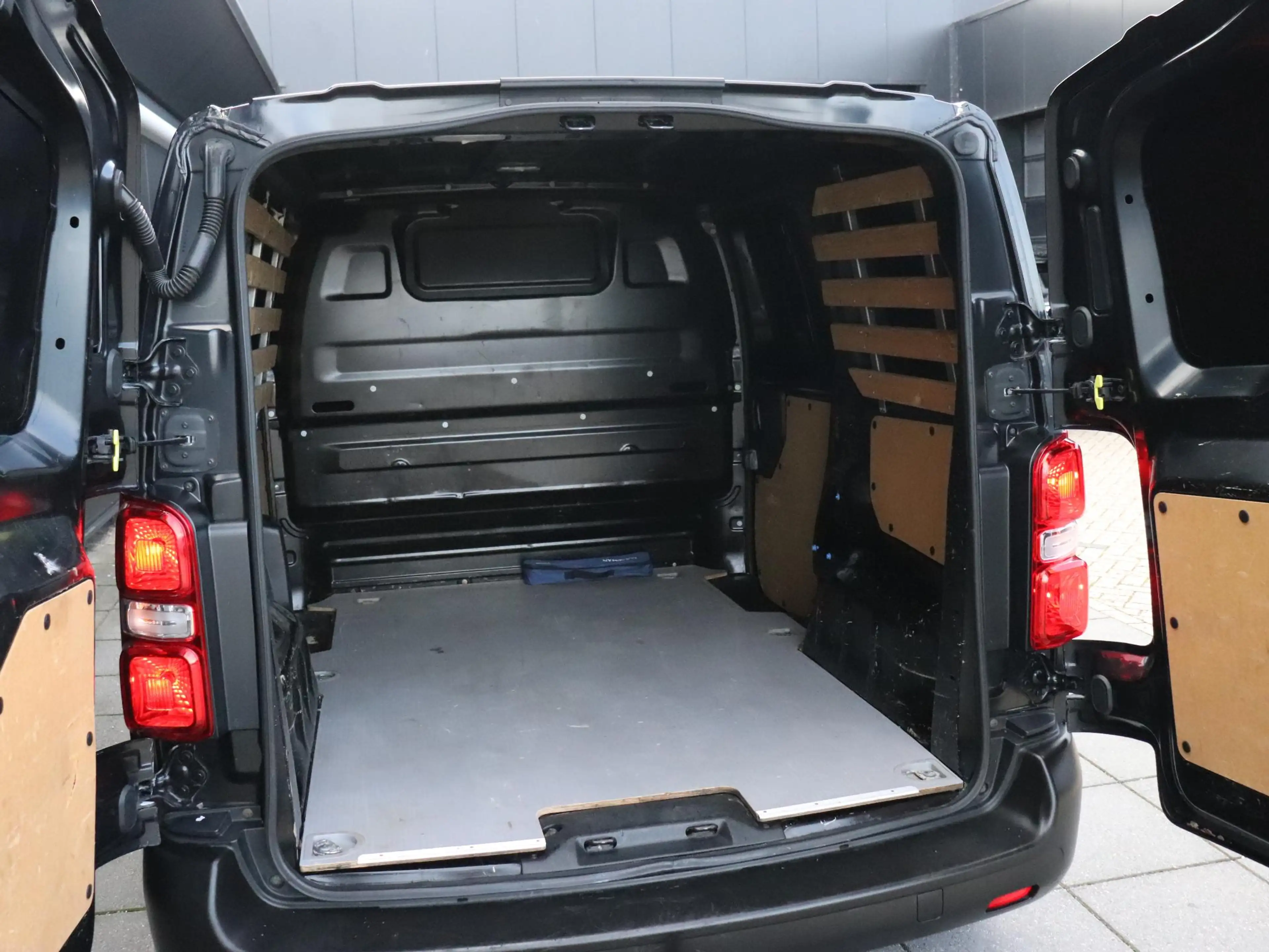 Toyota Proace Compact 1.6 D-4D Cool Comfort | TREKHAAK | CAMERA — photo 11