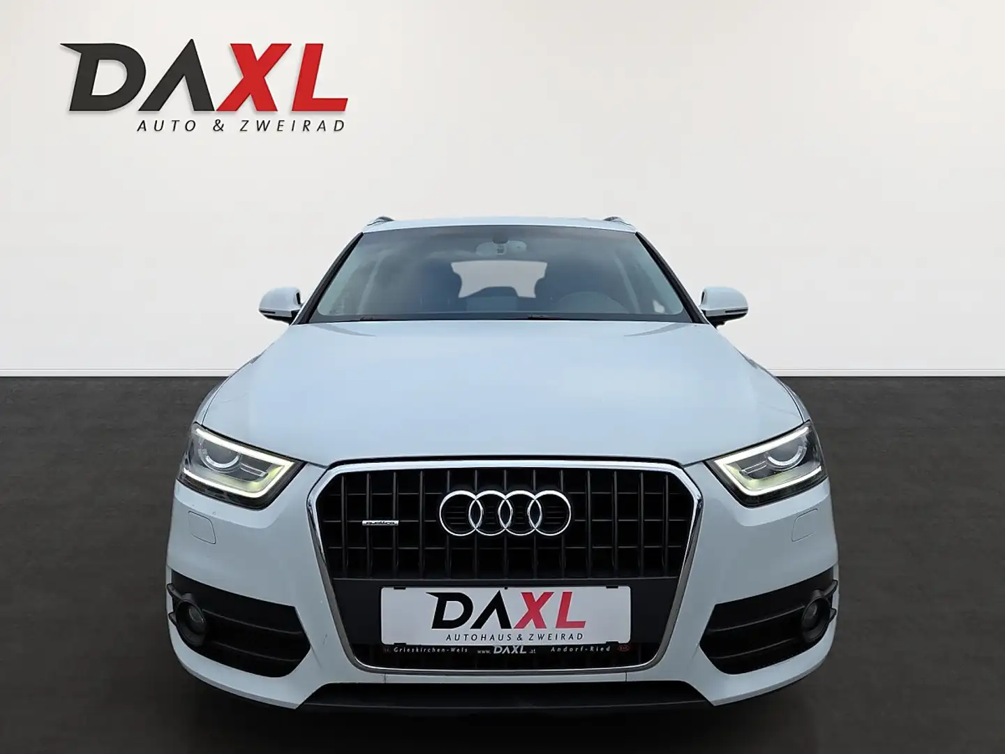 Audi Q3 2,0 TDI quattro DPF S-tronic Weiß - 2