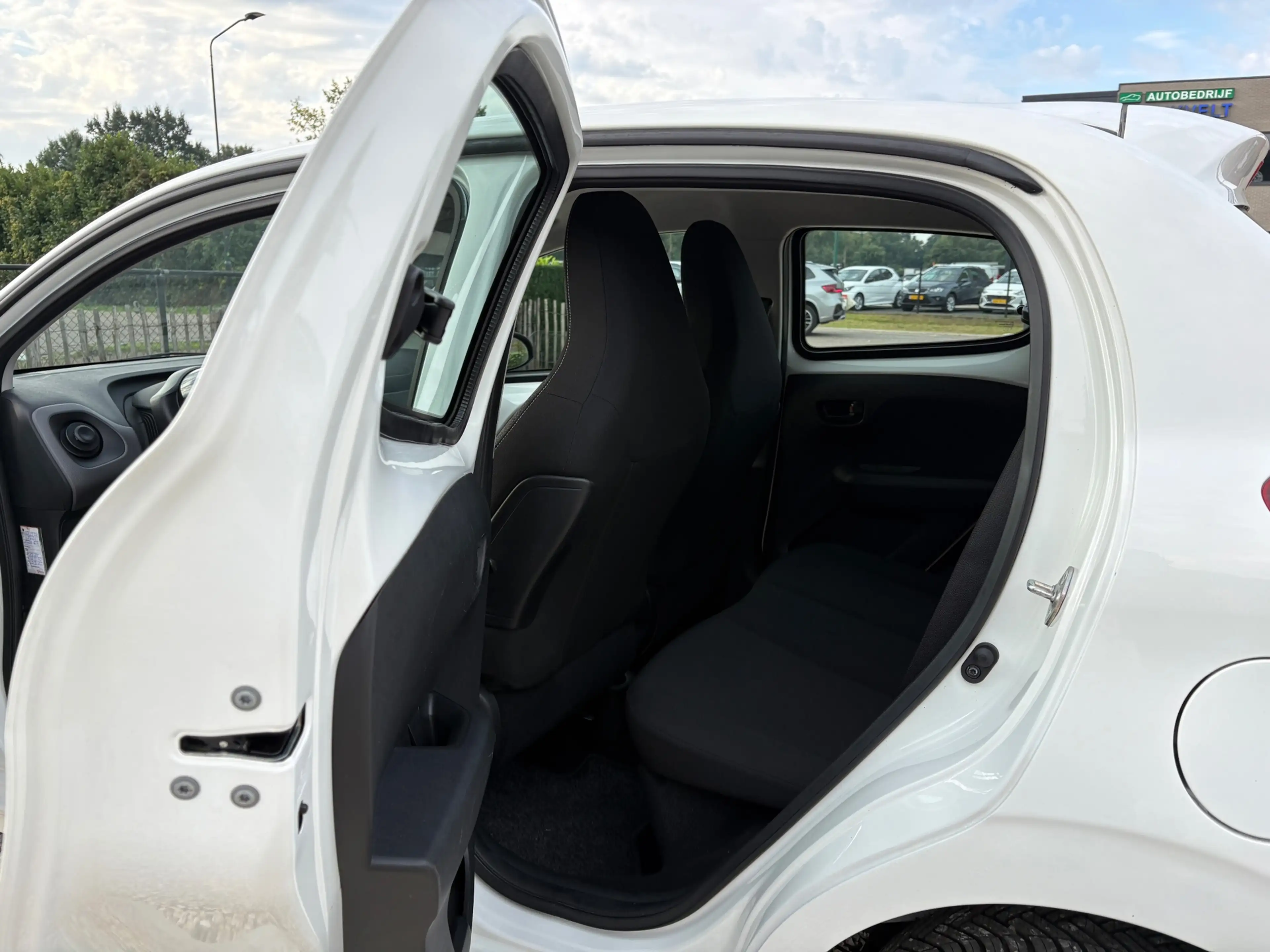 Peugeot 108 1.0 e-VTi Active Airco, NAP! — photo 20