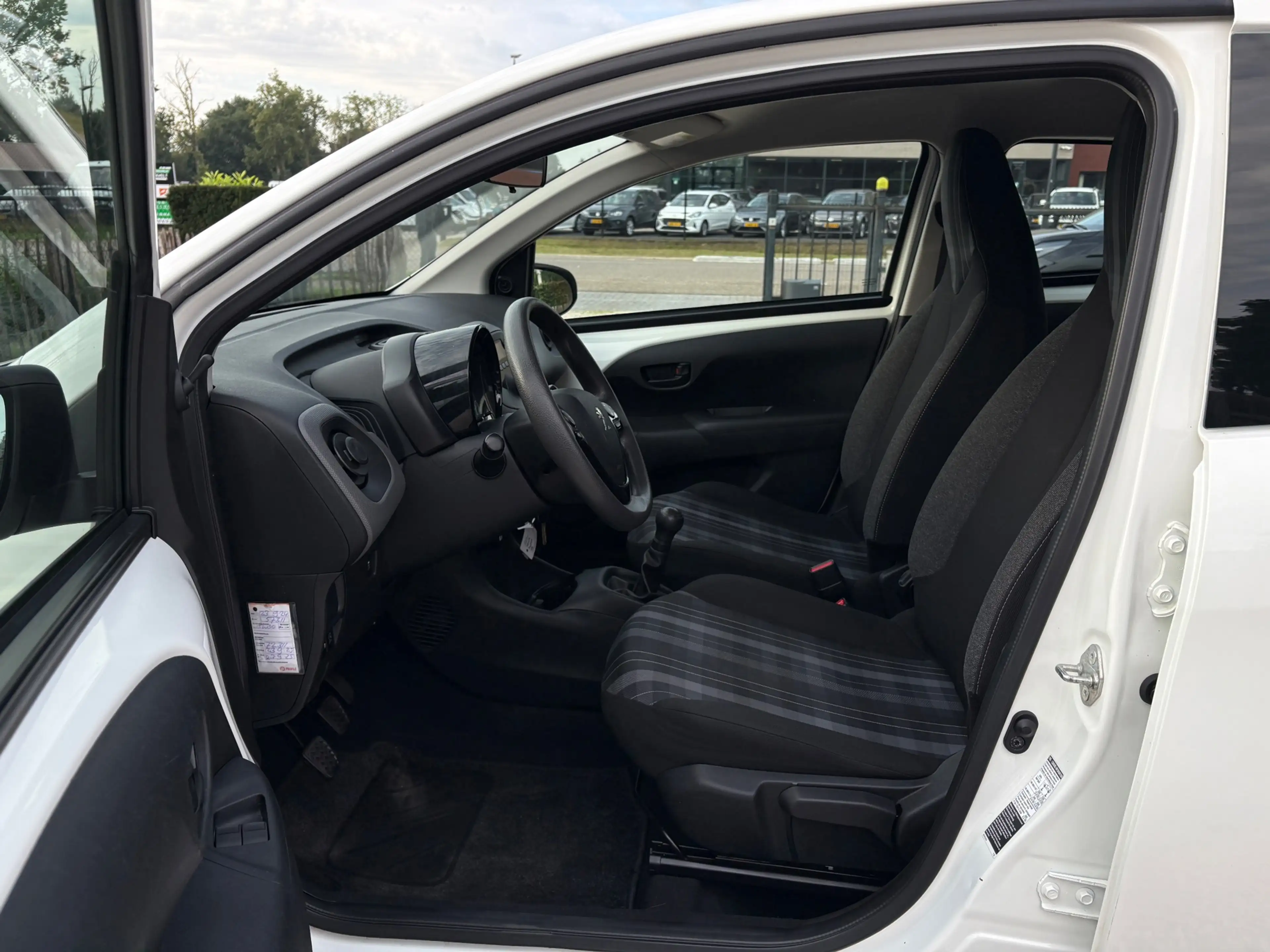 Peugeot 108 1.0 e-VTi Active Airco, NAP! — photo 9