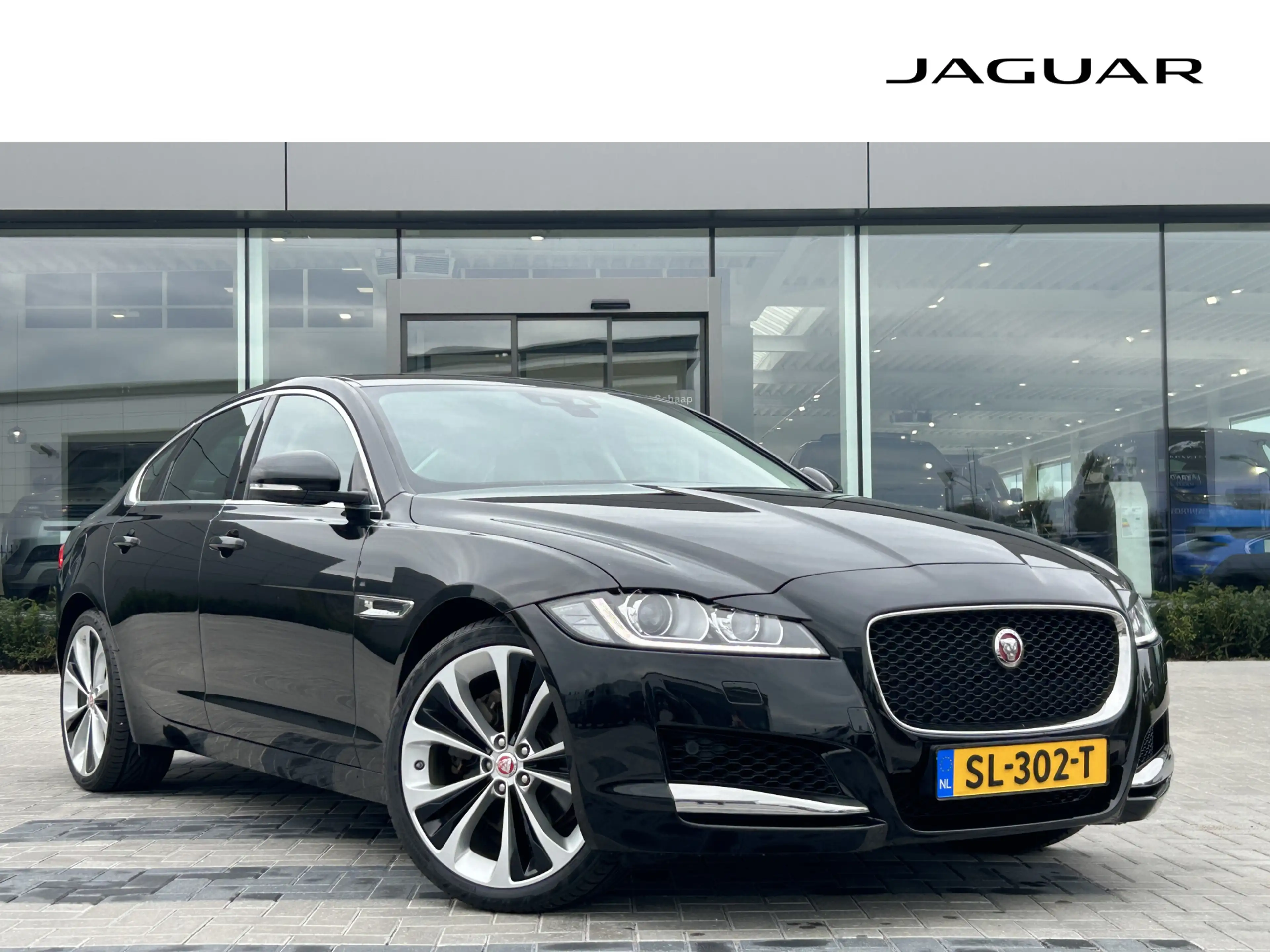 Jaguar XF 2.0 200pk Aut. Portfolio | Leder | Camera | 20'' D