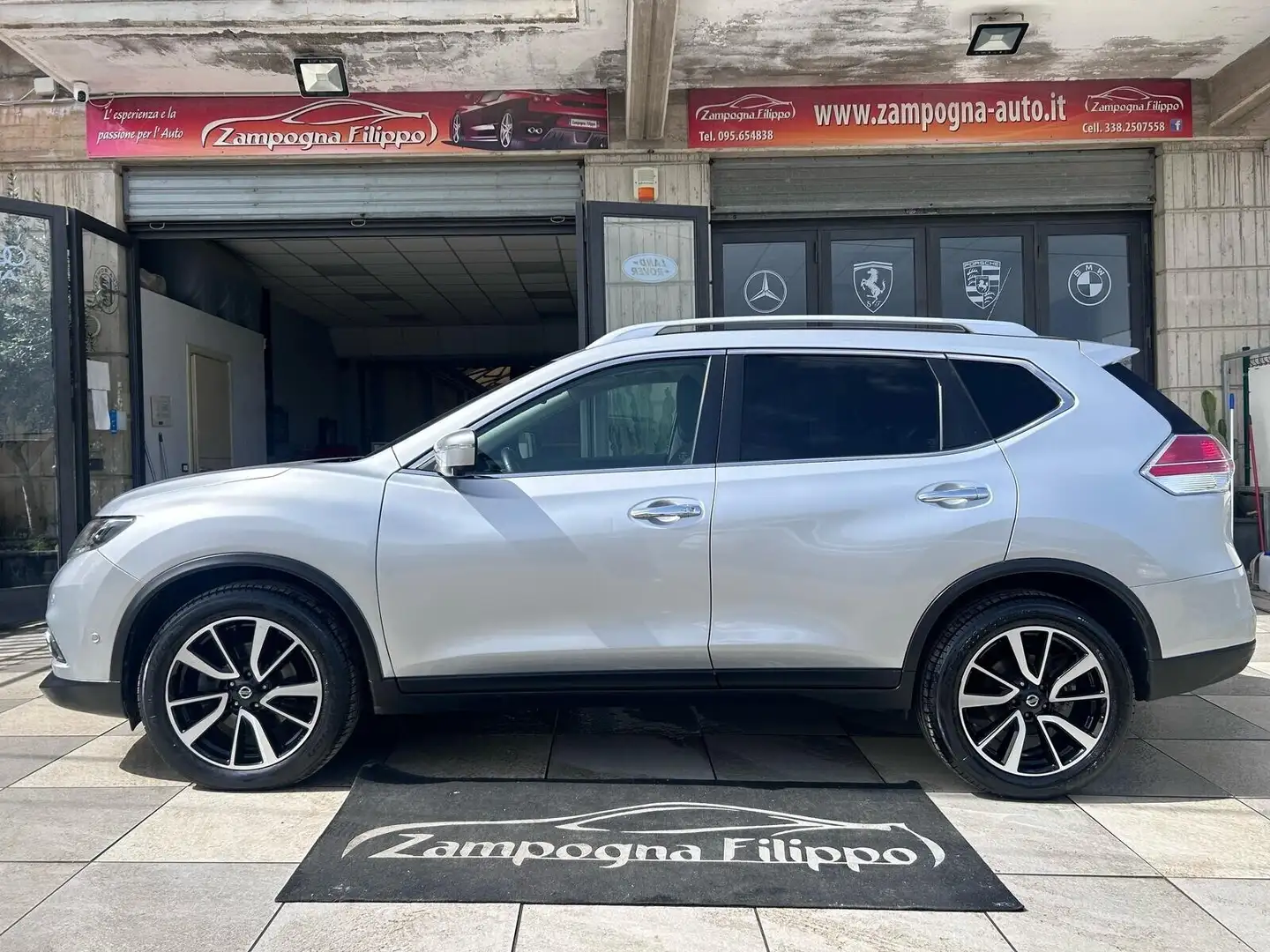 Nissan X-Trail 1.6 dCi 2WD Tekna Argent - 1