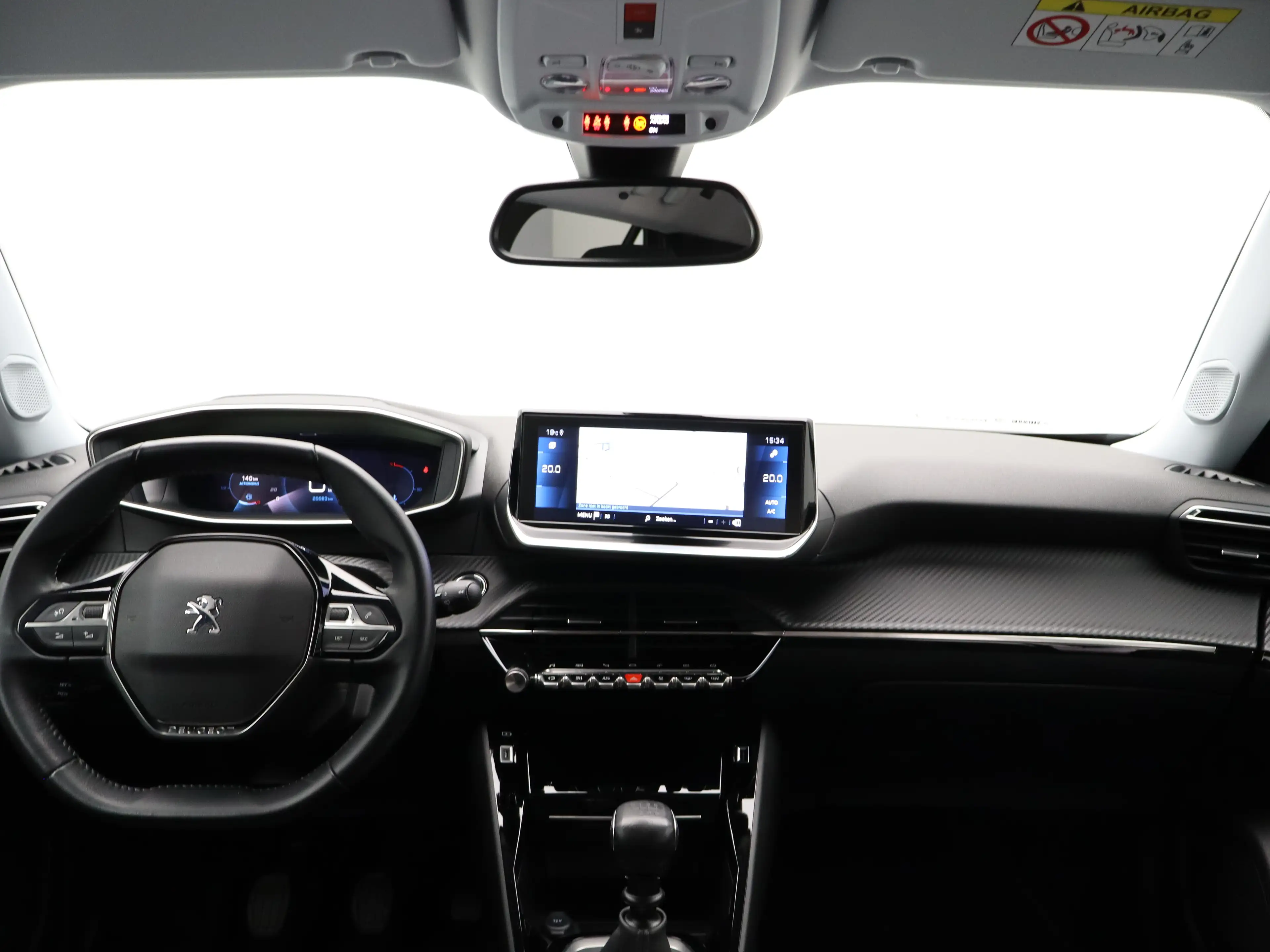 Peugeot 2008 1.2 PureTech Allure Pack Parkeensensoren | Apple C — photo 35