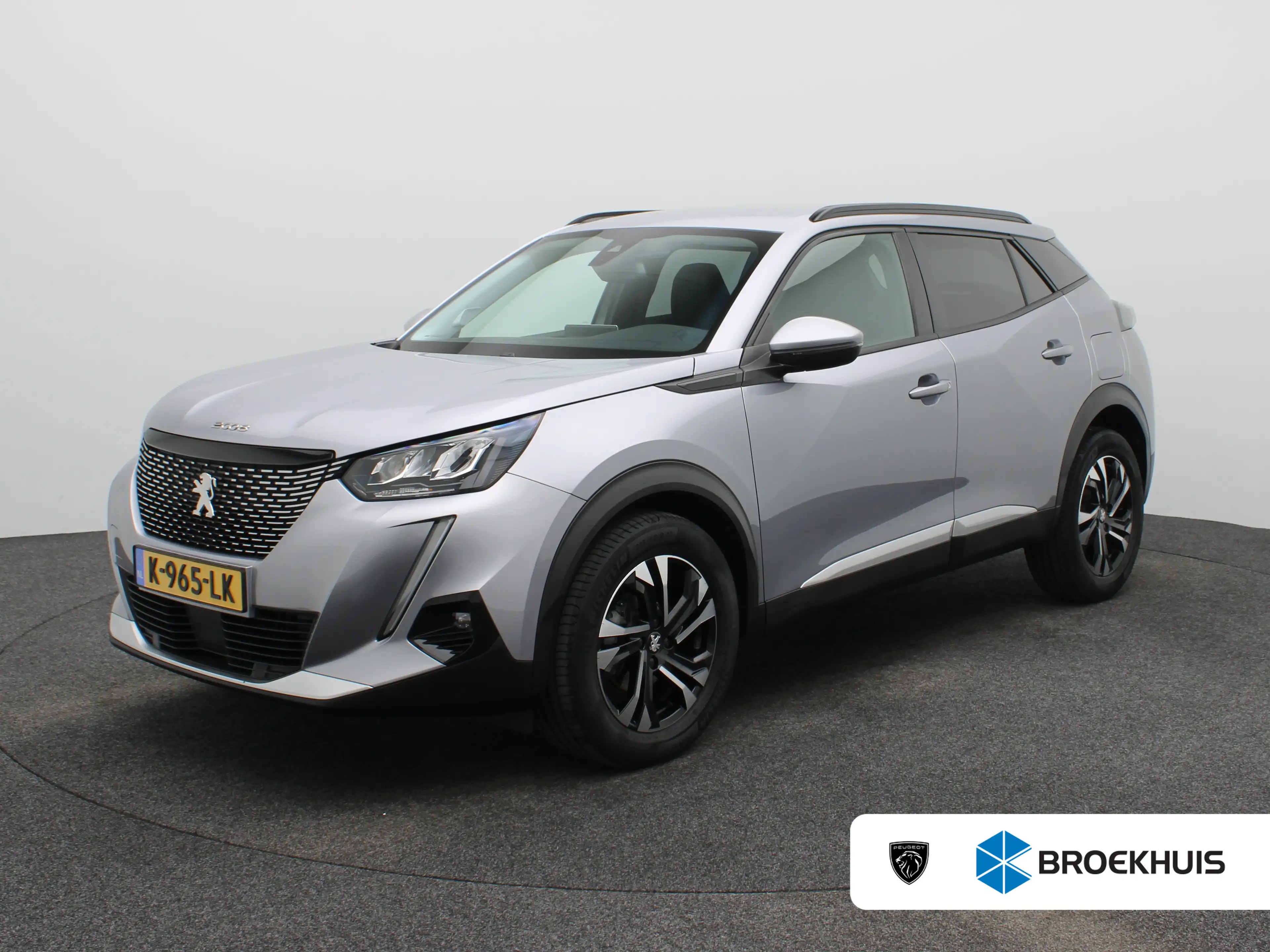 Peugeot 2008 1.2 PureTech Allure Pack Parkeensensoren | Apple C