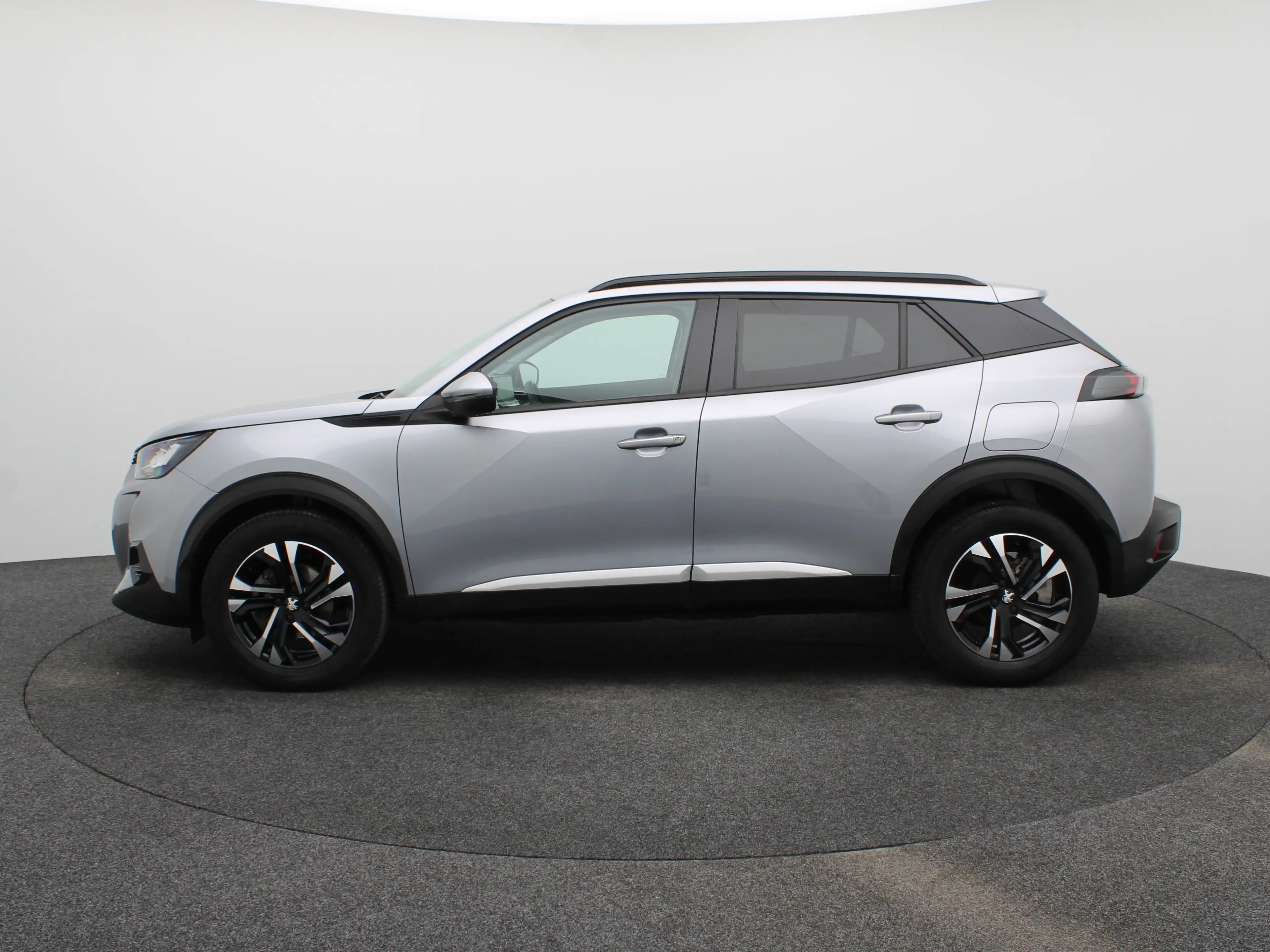 Peugeot 2008 1.2 PureTech Allure Pack Parkeensensoren | Apple C — photo 13