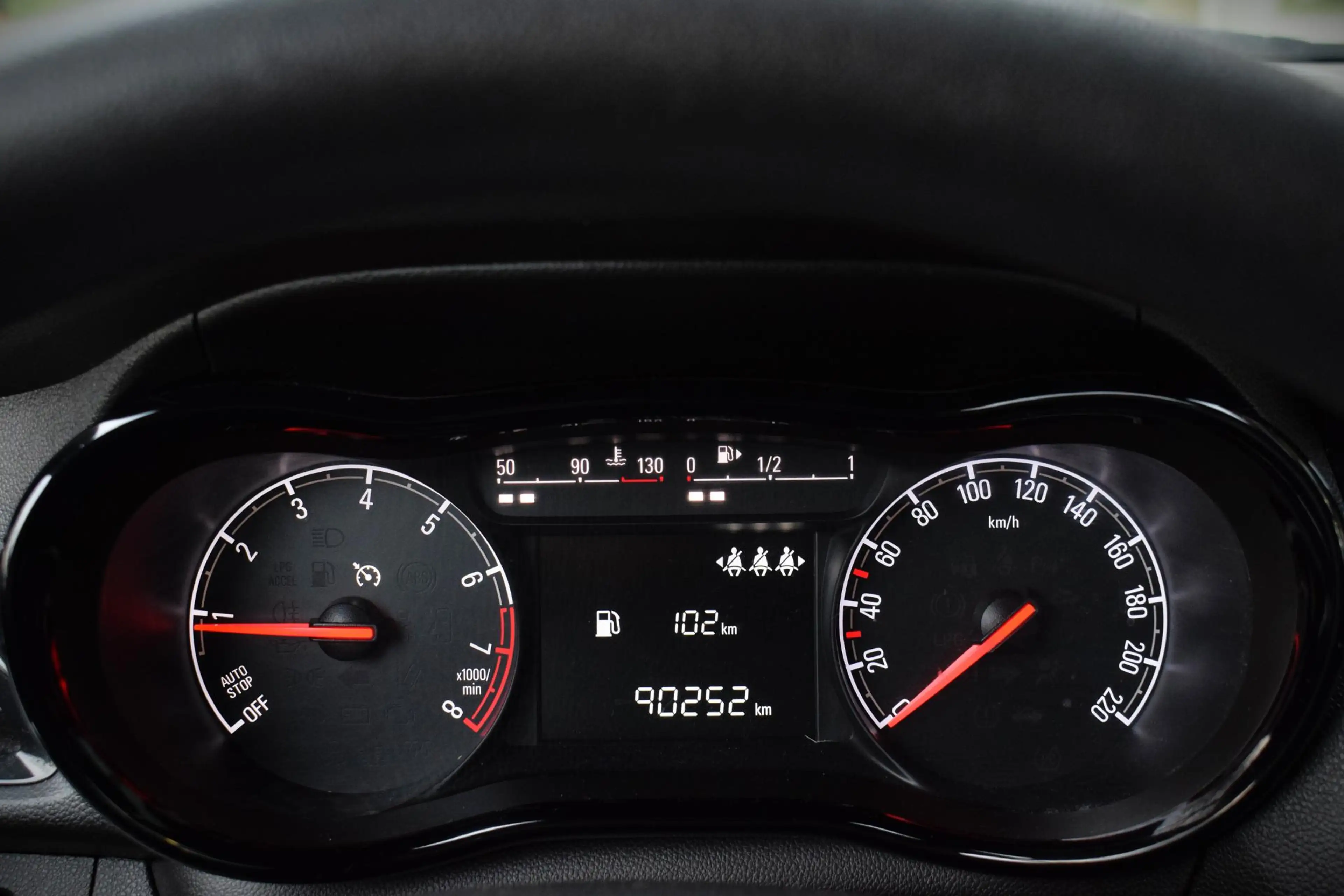 Opel Karl 1.0 Rocks Online Edition NAV|DAB|PDC|CRUIS|CARPLAY — photo 11