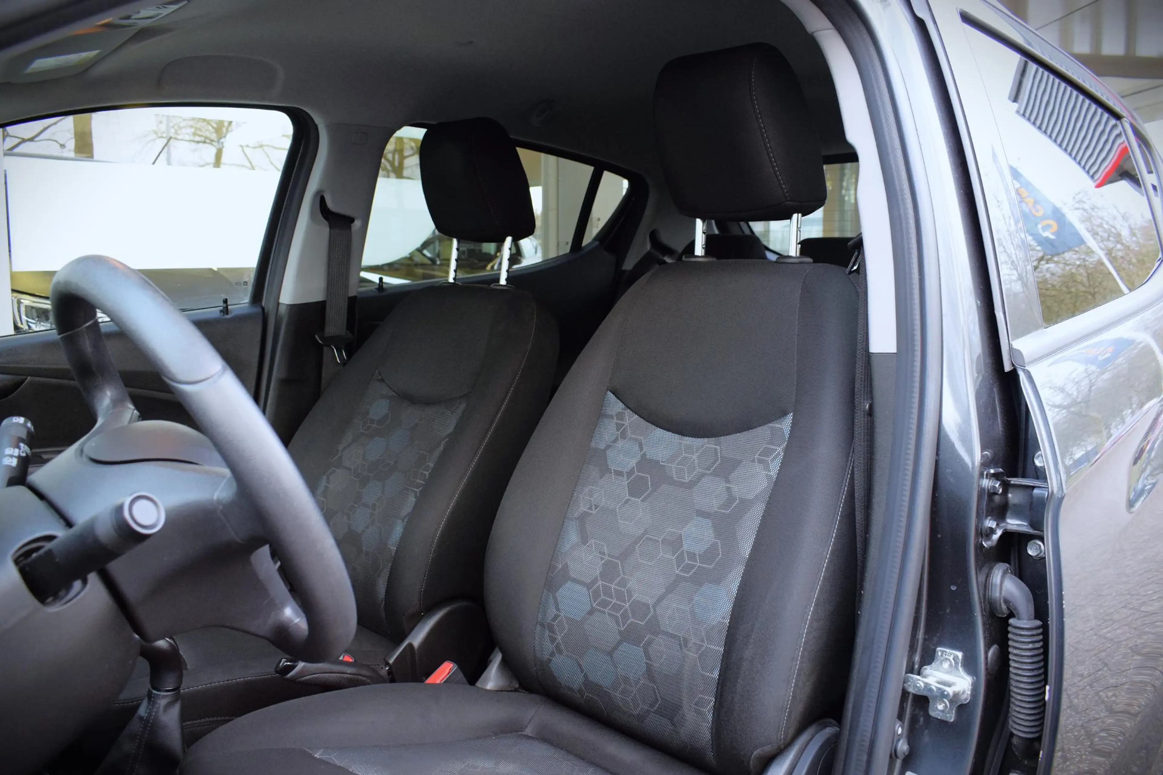 Opel Karl 1.0 Rocks Online Edition NAV|DAB|PDC|CRUIS|CARPLAY — photo 3