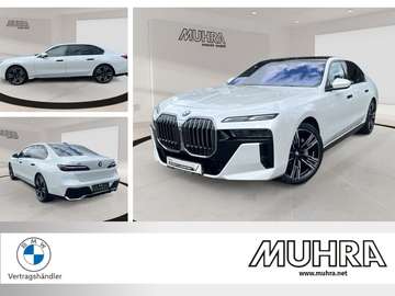 d xDrive M Sport 21" Sky Lounge TV Standhzg.