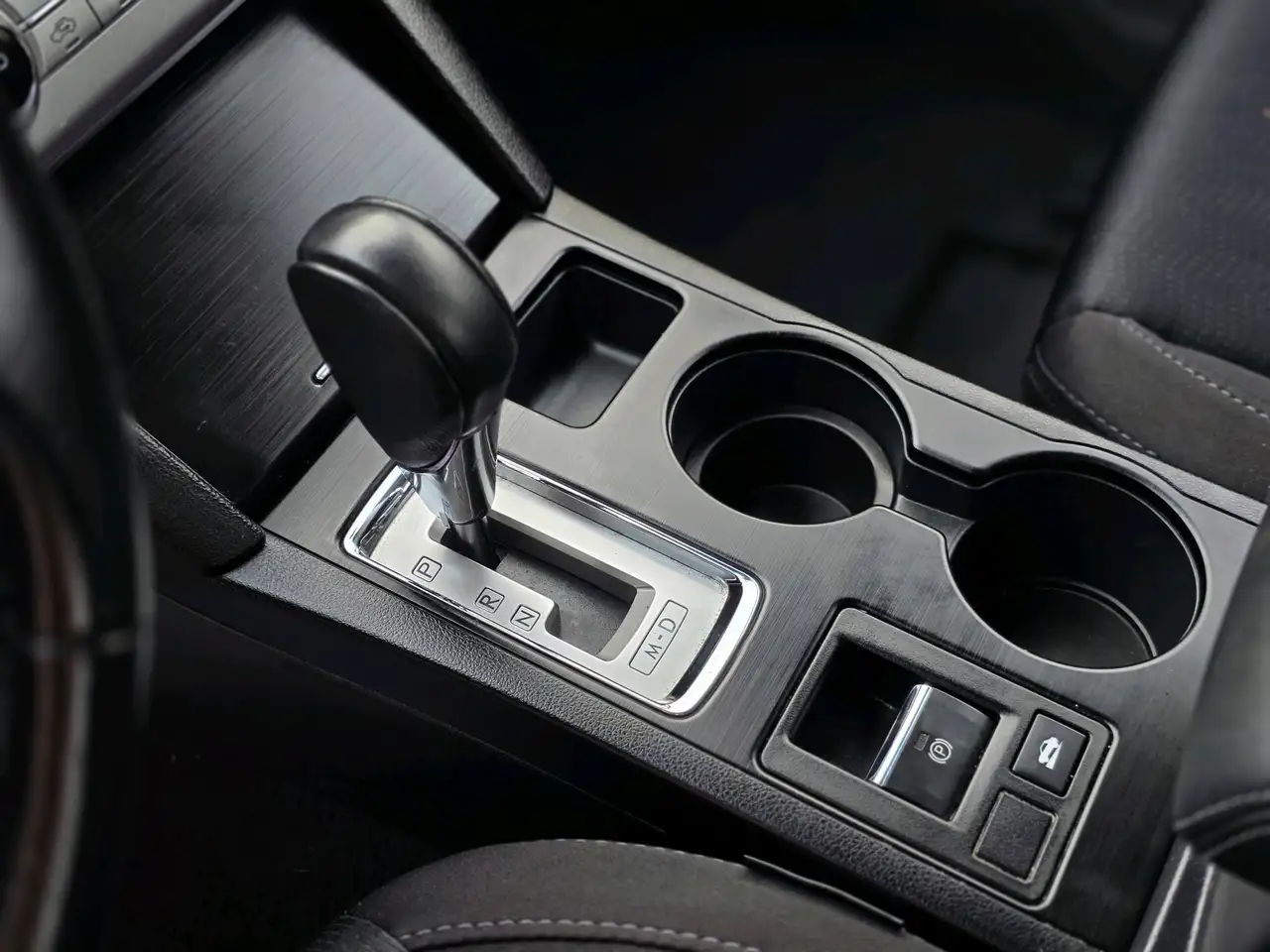 Subaru Legacy photo Subaru Legacy