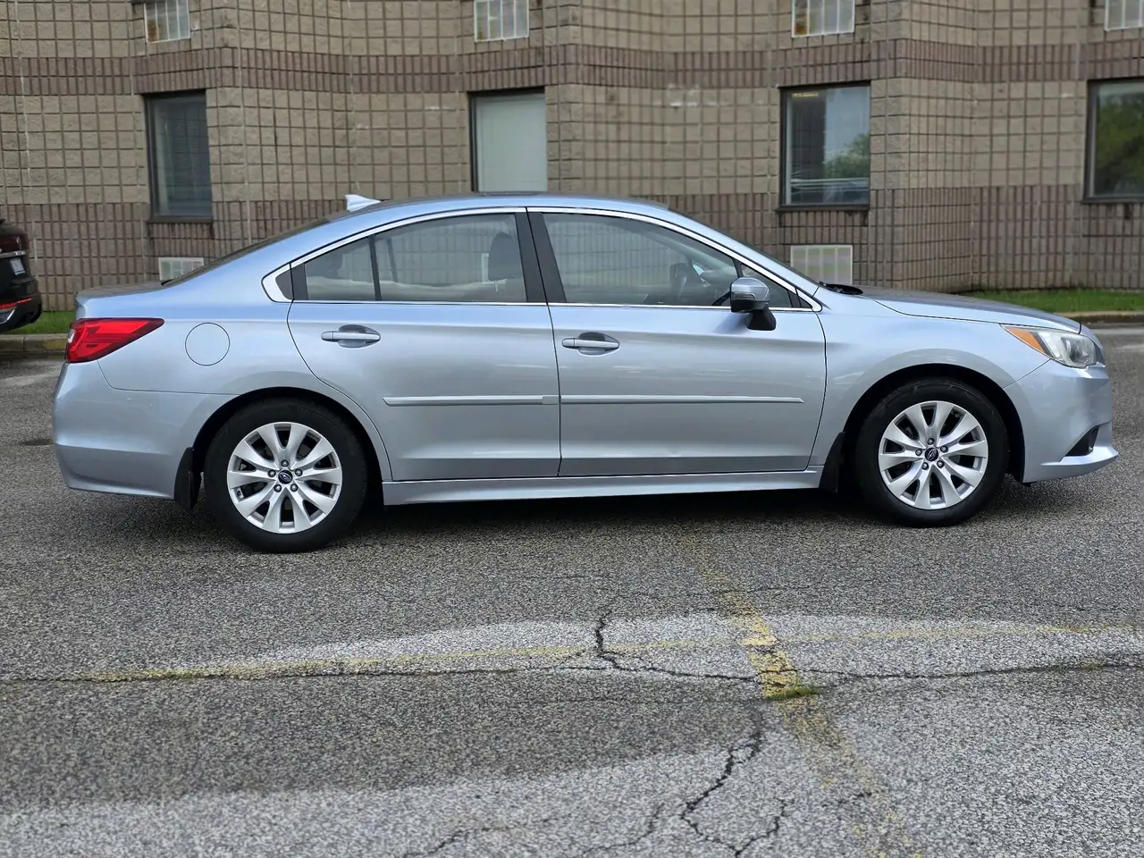 Subaru Legacy photo Subaru Legacy