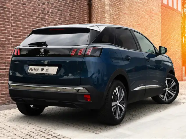 Peugeot 3008 view 4