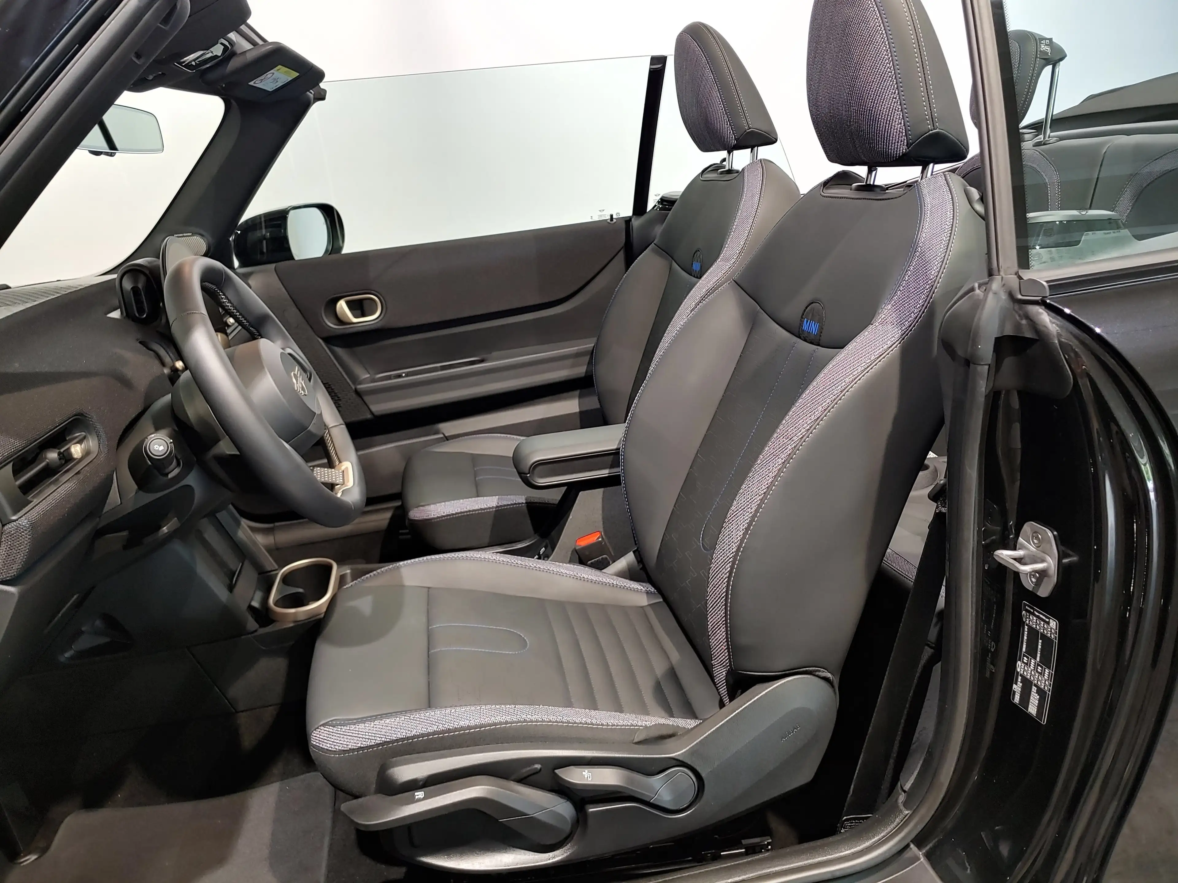 MINI Cooper C Cabrio Cooper C Harman/HuD/LED/Komf.Zugang — photo 7