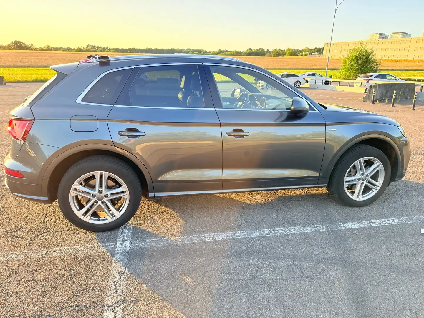 Audi Q5 2.0 TDI quattro S tronic sport - 2